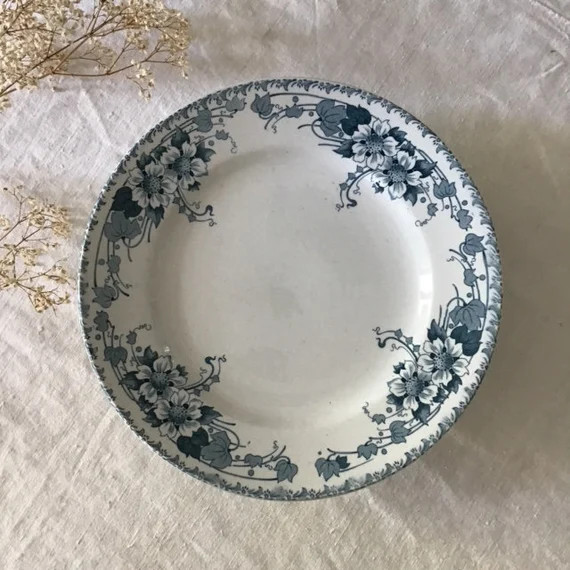 Antique Cake Display in Blue Floral Frieze Iron on a White - Etsy UK | Etsy (UK)