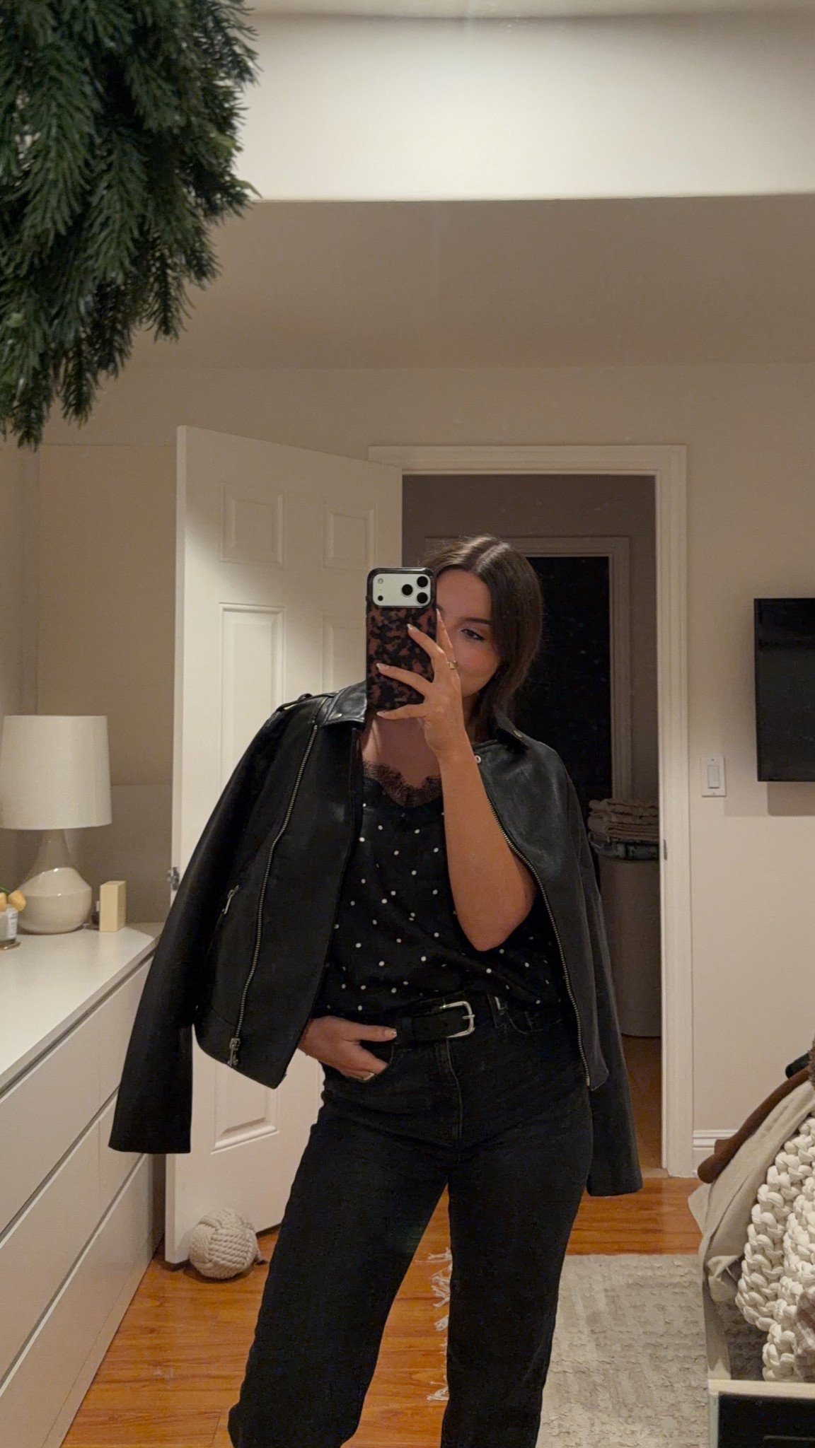 On my way! to see Sabrina’s Short N Sweet! Concert ootd!