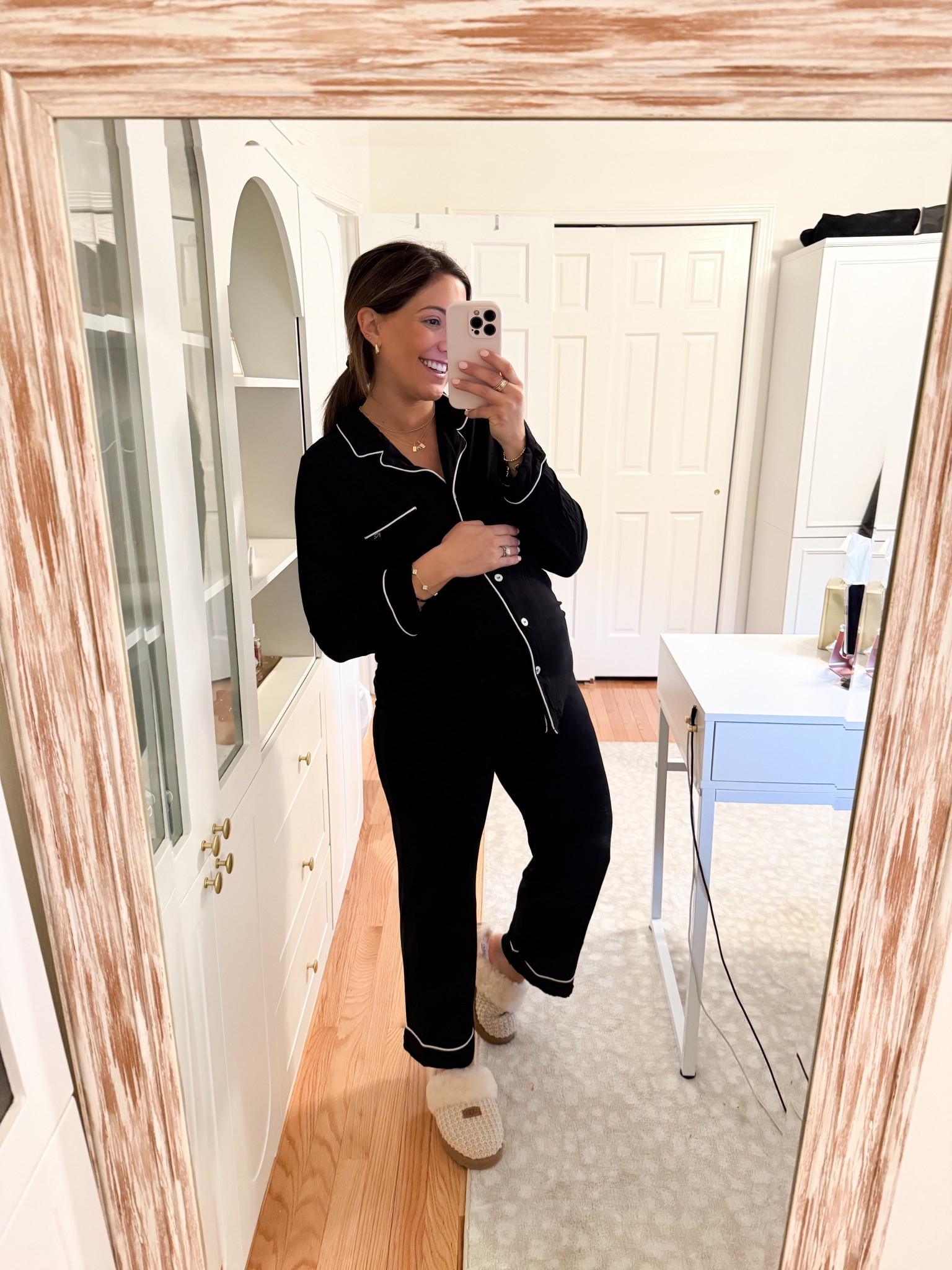 Women's Bamboo Stretch-Knit Long Sleeve Pajama Set- luxurious and breathable! Use code: CE-VINOANDVUITTON   For 40% off!!

Pajamas
Loungewear
Lounge set
Breathable pajamas
Hospital bag
Postpartum 
Maternity
Pregnancy 


#LTKStyleTip #LTKBump