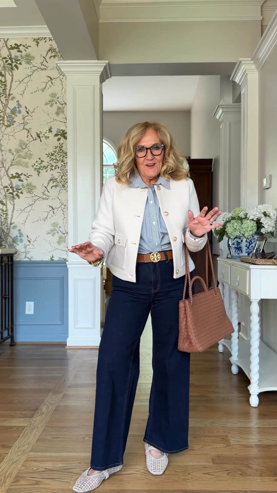 Tap the bell 🔔, heart ❤️ this post, and save for later!

These dark wash wide-leg jeans are a wardrobe staple you'll wear on repeat. Paired with a striped button-down and a cropped cream jacket, this outfit is polished, comfortable, and perfect for everything from lunch to travel.

Fit note: I'm wearing a regular size

#LTKgrwm #LTKootd #LTKOver40