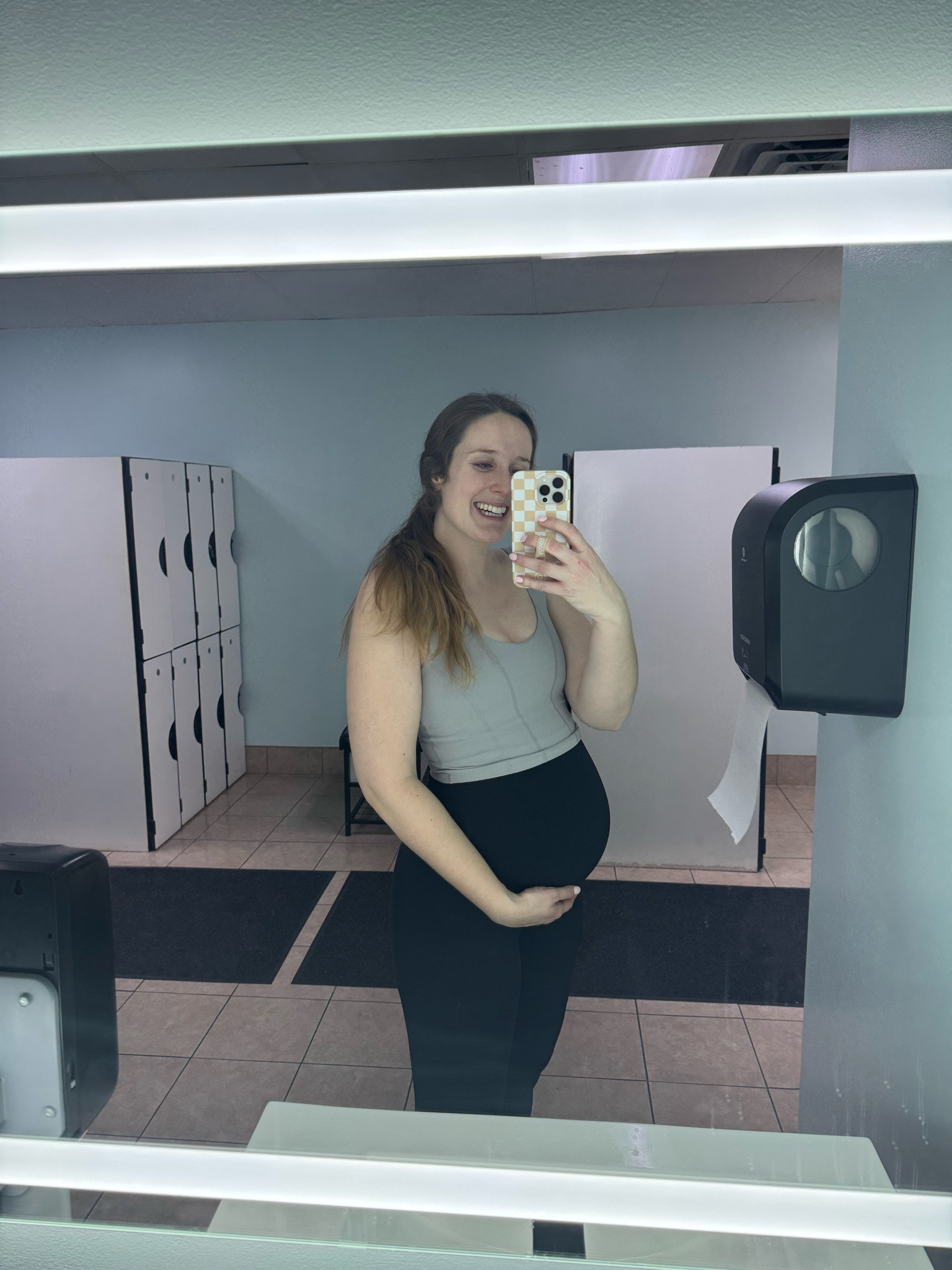 Vitality everything 🤝🏼 my pregnant body lol

#LTKActive #LTKFindsUnder100 #LTKBump