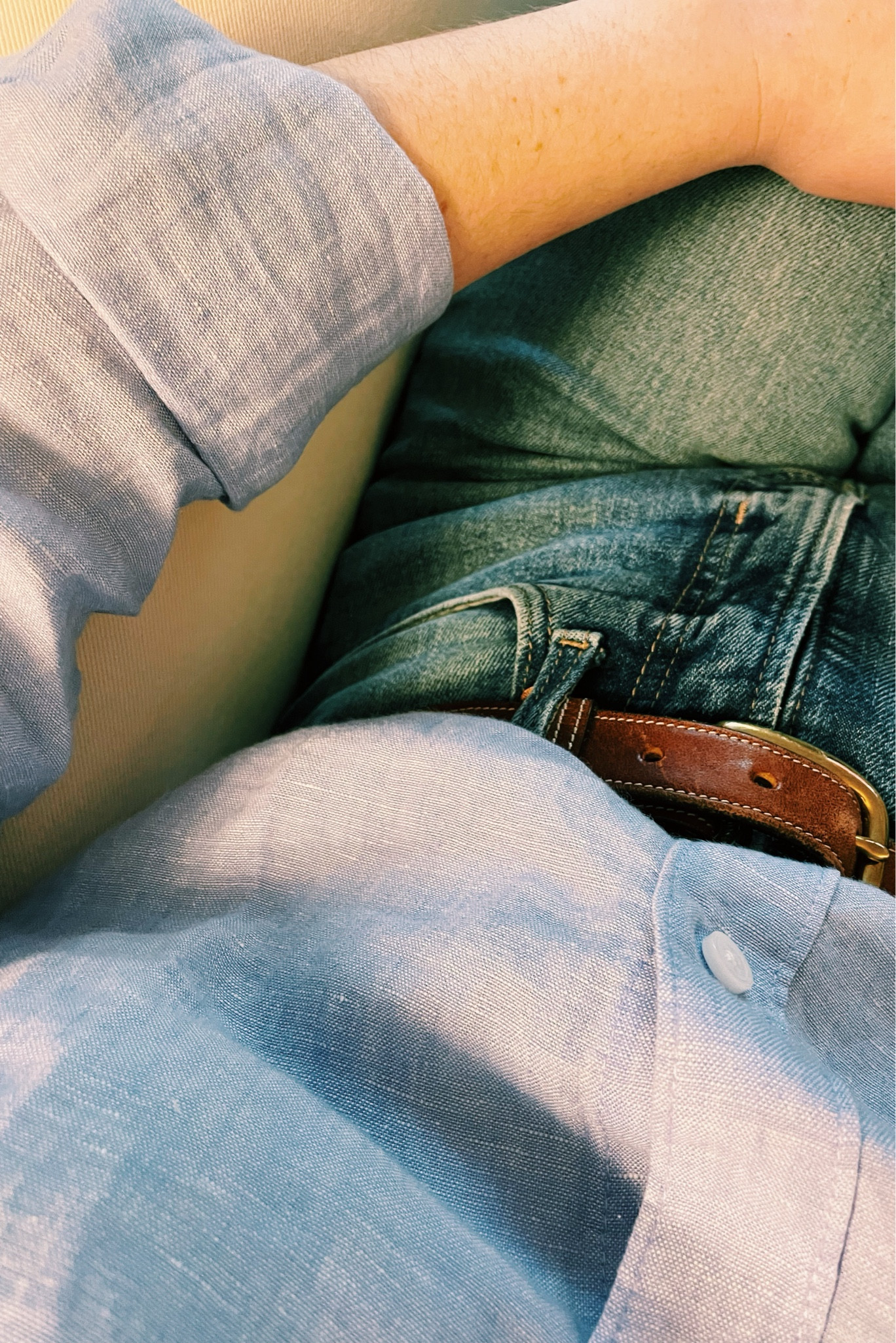 A linen shirt is a great way to add fall to your wardrobe when it’s still hot outsidee

#LTKFallSale #LTKBacktoSchool #LTKSeasonal