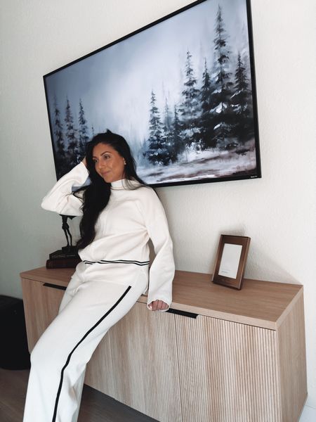 If this set isn’t viral yet - it should be!! So cozy and comfy. This set is 1000% easy to elevate with some accessories! 🪽✨ You will totally see me wearing this at the airport when I fly out to go see some snow ❄️ 

🏷️ Comment SHOP and I’ll send you a message with a link to this set!

.
.
.
.
.
.
Cozy Amazon loungewear, comfy chic travel outfit, matching set, what to wear, holiday gift idea, casual work from home set, style under 40, style over 40 
#fashionreel #fashionreels #loungewear #amazonmusthaves #amazonfinds #loungeset #comfystyle #liketkit #Itkunder50
#Itkseasonal 

#LTKtravel #LTKsalealert #LTKstyletip