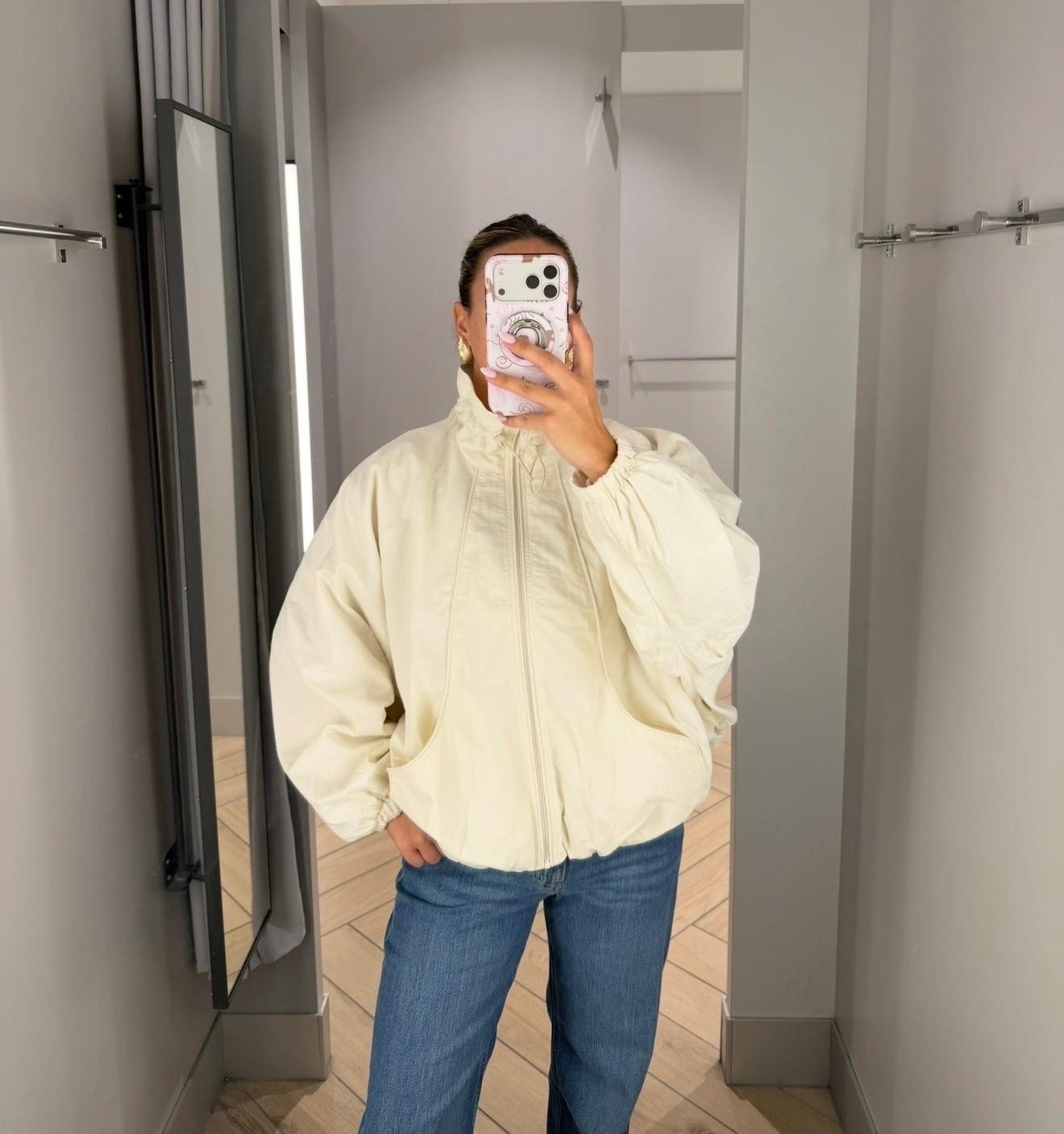 I’m wearing a size small

#LTKautumn #LTKFashionMonth #LTKstyletip