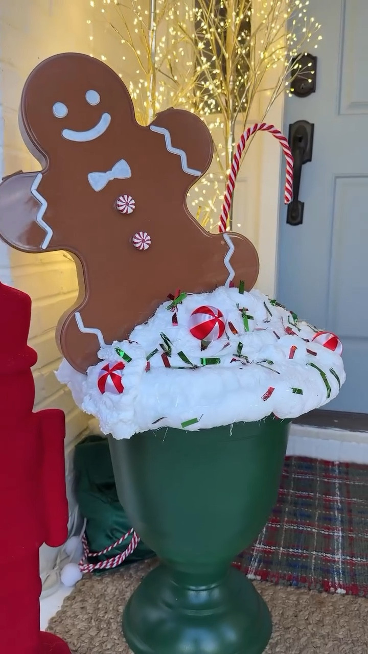DIY Giant Sundae, DIY Christmas decorations, DIY Holiday decor, DIY giant ice cream 

#LTKSeasonal #LTKHome #LTKHoliday
