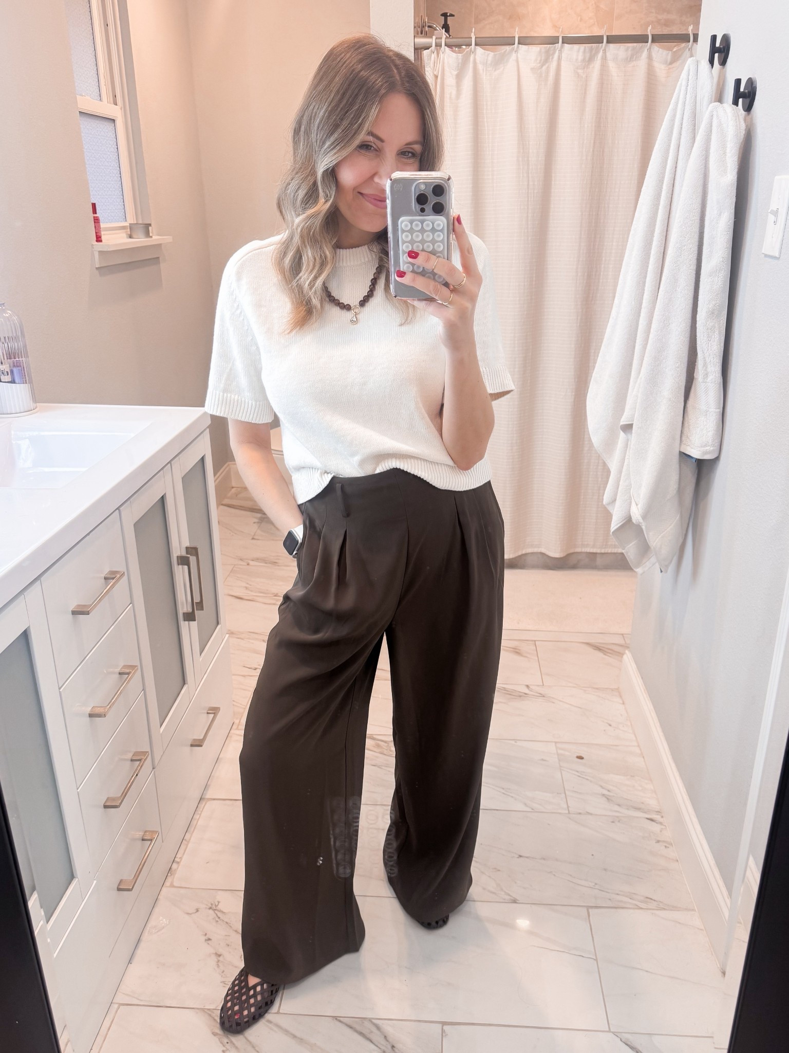 Small in both

#LTKOver40 #LTKdayinmylife #LTKgrwm