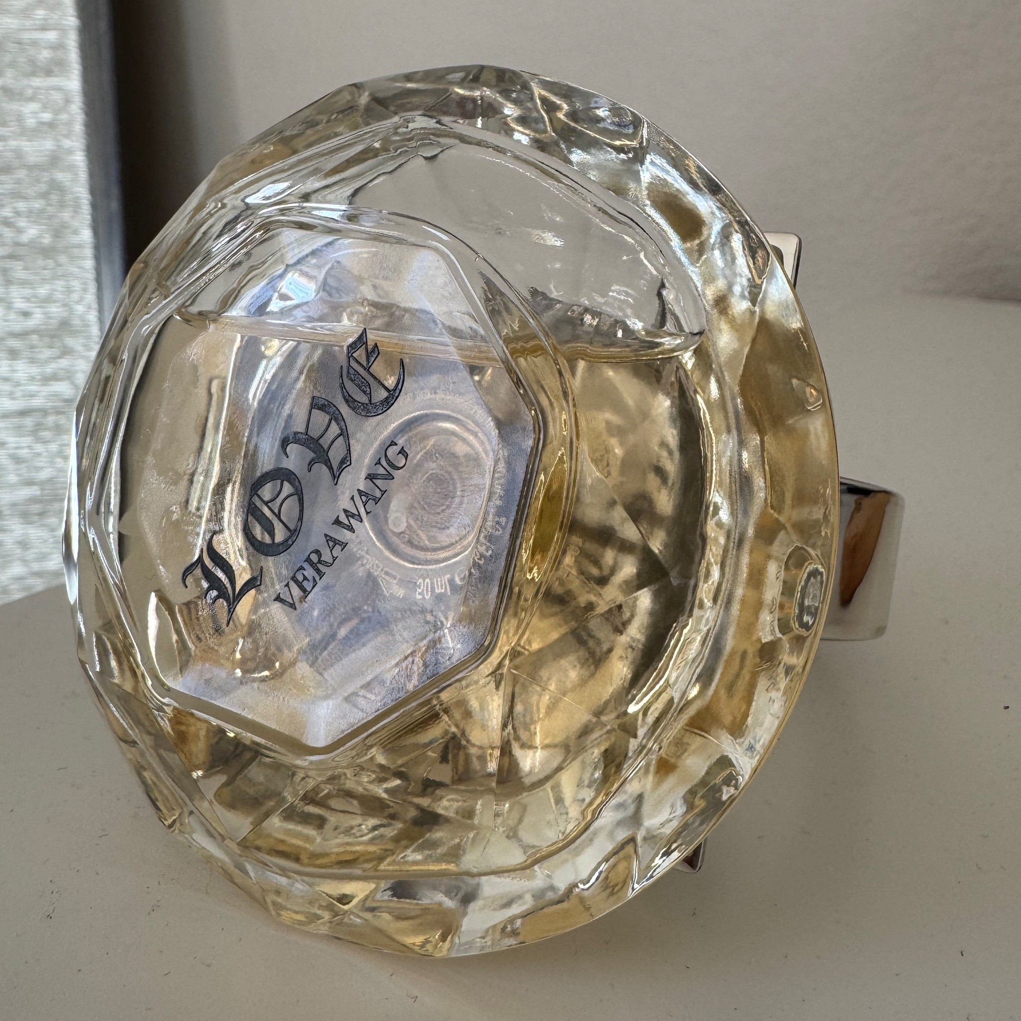 Vera Wang presents a feminine and confident Amber Floral scent featuring Queen of the Night, 
 Fragrance note made to measure for Vera Wang. Tuberose, Jasmine Sambac, and Mandarin add a fruity touch, while Velvety Amber Woods. 
Not to mention the cutest bottle! 💎



#LTKBeauty #LTKselfcare #LTKU
