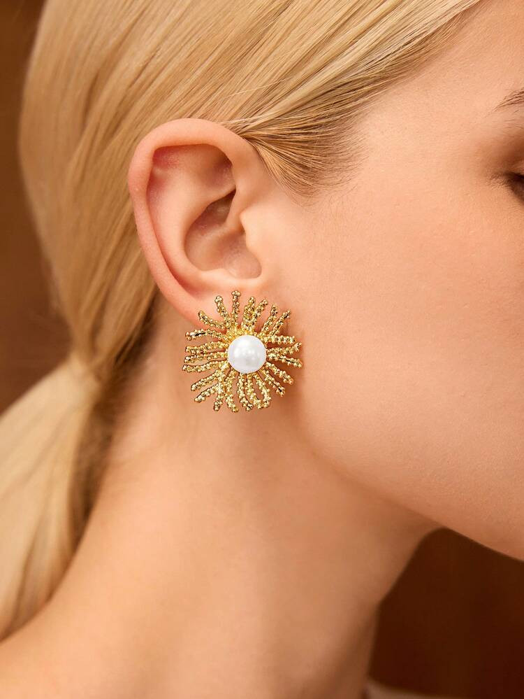 MOTF PREMIUM BRINCOS DE FLOR DE CORAL FALSO PÉROLA DOURADO 18K | SHEIN