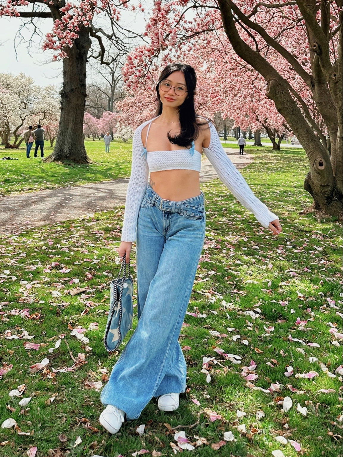 Got these jeans from aero last year but linking similar! 💕

#LTKfindsunder100