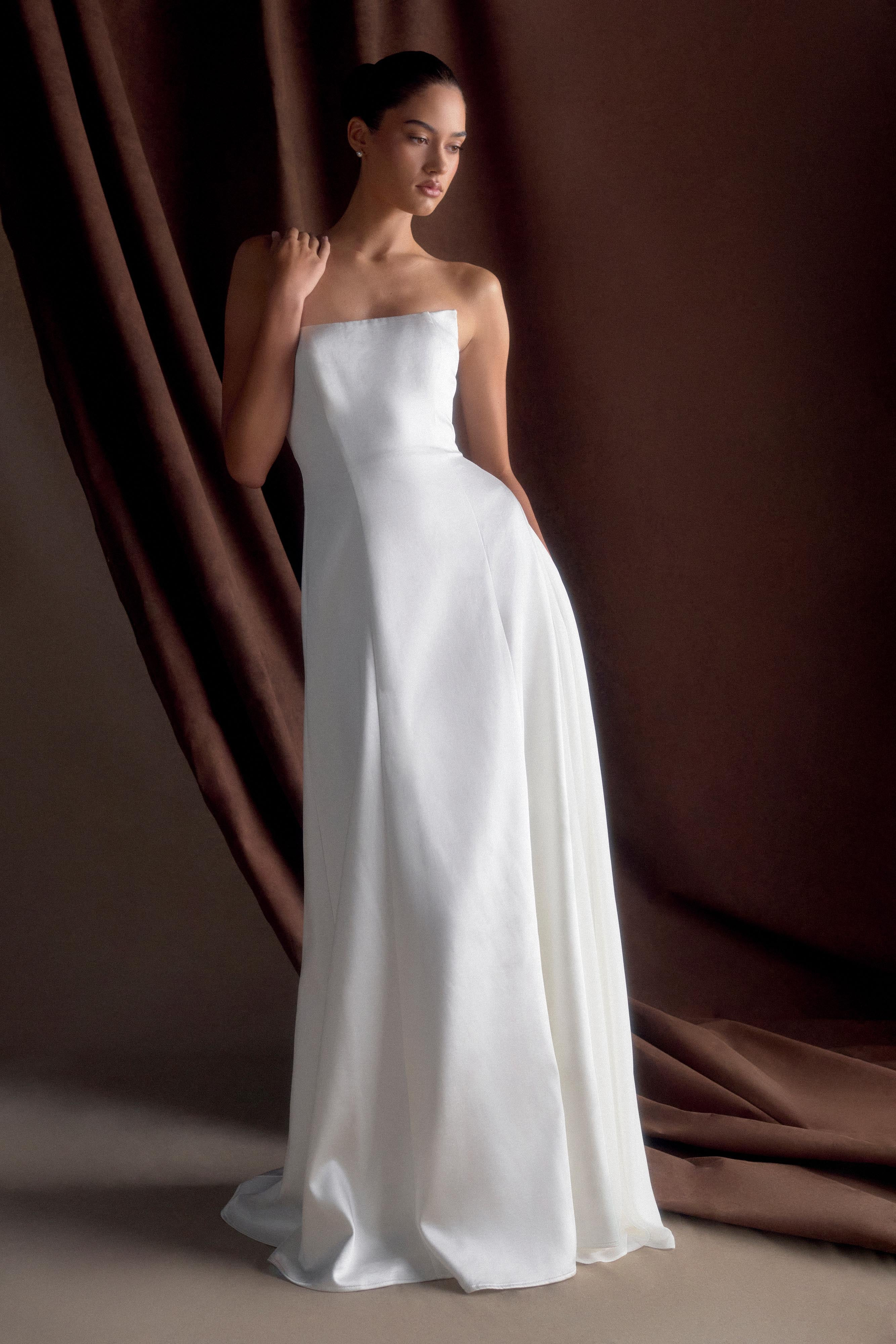 Satin Strapless Maxi Dress - White | MESHKI US