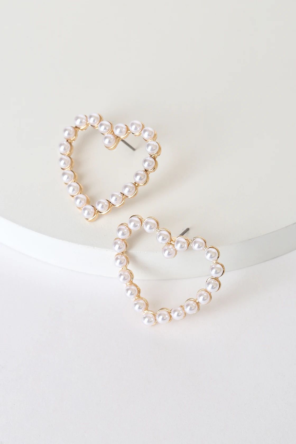 Glamorous at Heart Gold and Pearl Heart Earrings | Lulus (US)