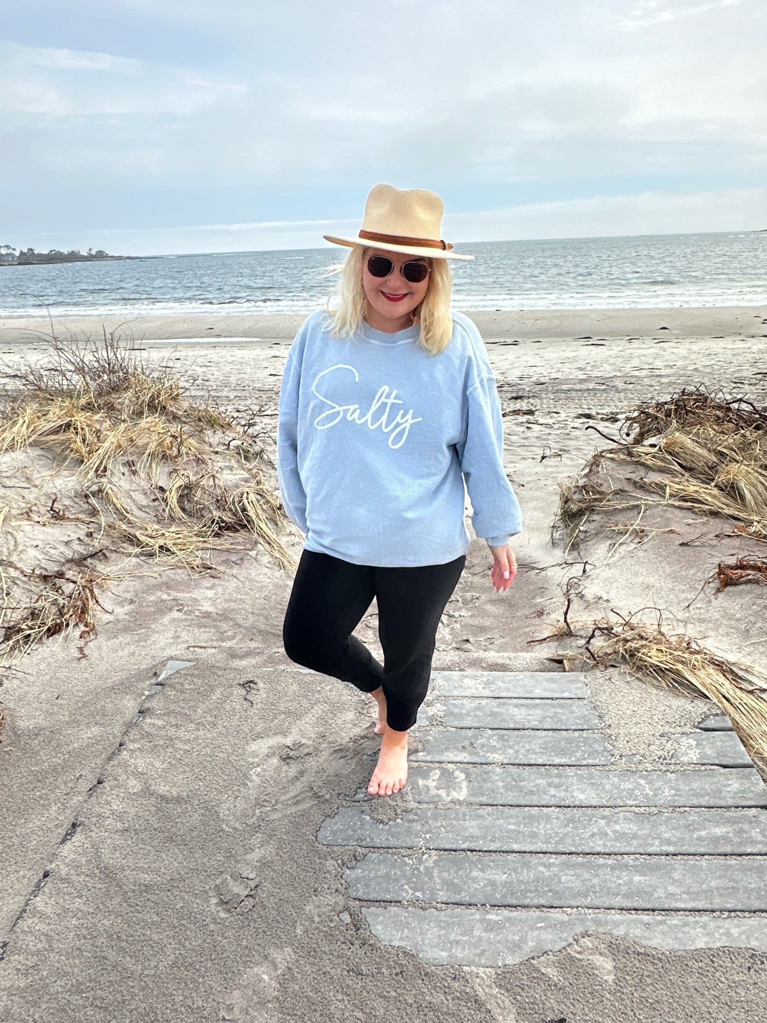 It’s the weekend! Weekend casual! This salty pullover is a favorite for those comfy weekends. 

#LTKstyletip #LTKfindsunder50 #LTKfindsunder100