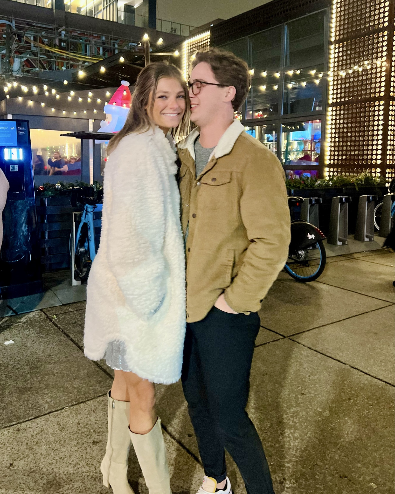 Trending Coats & Jackets 

Since everyone loved my selections from H&M, I decided to compile another collection of NEW Winter Outerwear for Him & Her: this time from Nordstrom Rack!

Another one of my bargain hunting hacks….you’re not gonna want to miss these style picks…..for both Him & Her!✨





#menscoats #womenscoats #nordstromrack #trending #trenchcoats #furcoat #denimcoat #fleecejacket #levis #blackfridaydeals 


#LTKSaleAlert #LTKCyberWeek #LTKFindsUnder100