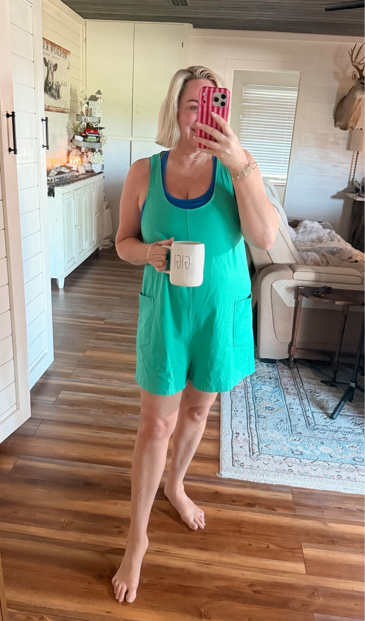 Comfy fur with must have top with built in bra

#LTKdayinmylife #LTKgrwm #LTKmomlife