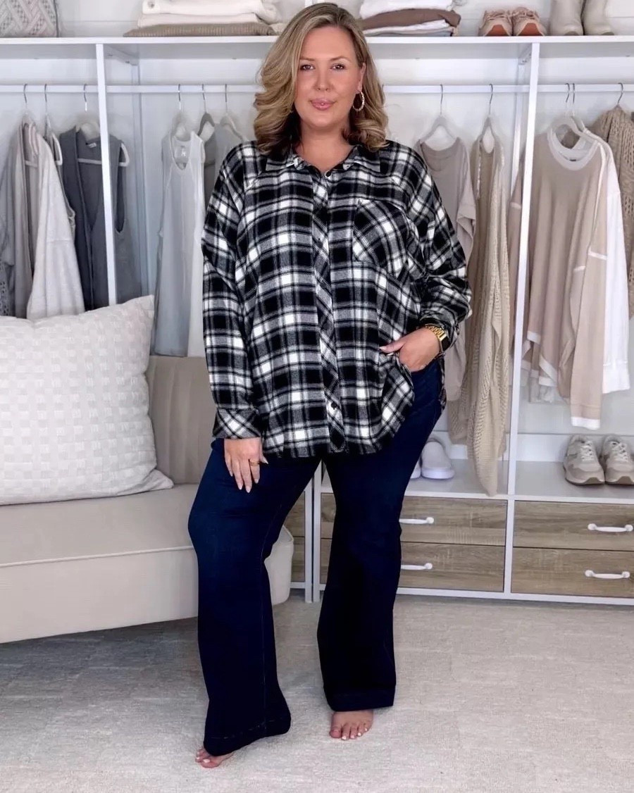 Wearing a size 2 (2X) in everything here! The jeans are 20 in the flare! Plus size fashion, torrid finds, holiday outfit ideas, honest try on haul, holiday fashion, winter fashion, midsize outfit ideas, mom style, chic style, trendy fashion, ootd

#LTKOver40 #LTKMidsize #LTKPlusSize
