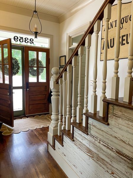 Entryway/laundry room

#LTKhome #LTKSeasonal