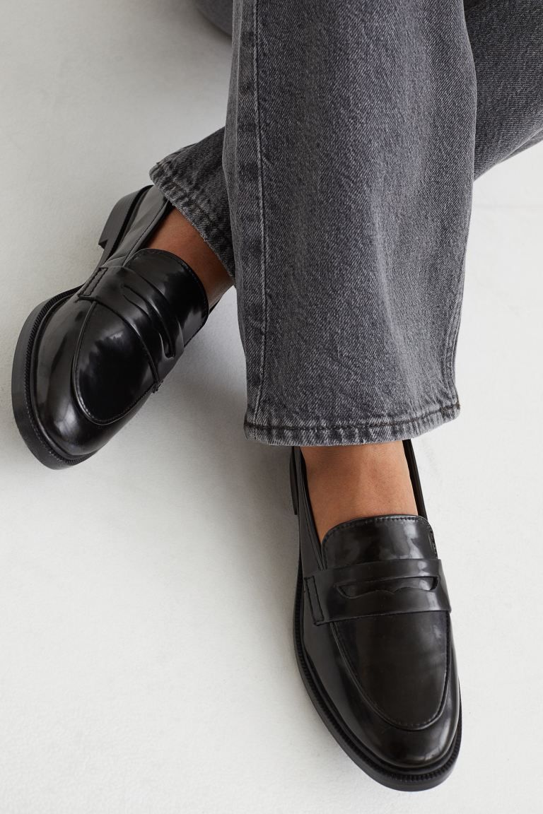 Snaffle-trim loafers | H&M (UK, MY, IN, SG, PH, TW, HK)