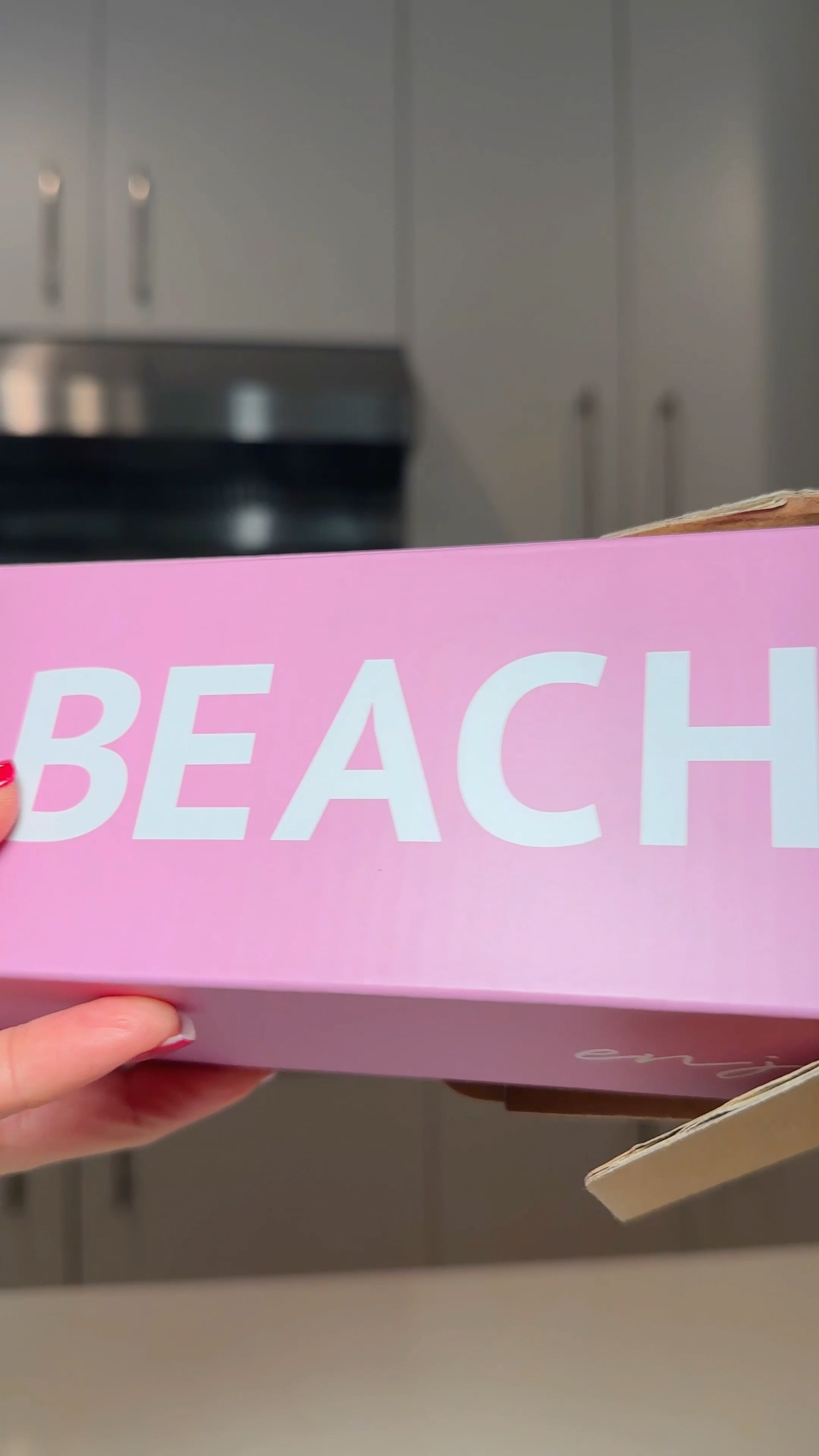 Is the Beachwaver 1.5” Curler Really Worth the Hype? My HONEST Review🩷 

#LTKGiftGuide #LTKBeauty #LTKCyberWeek