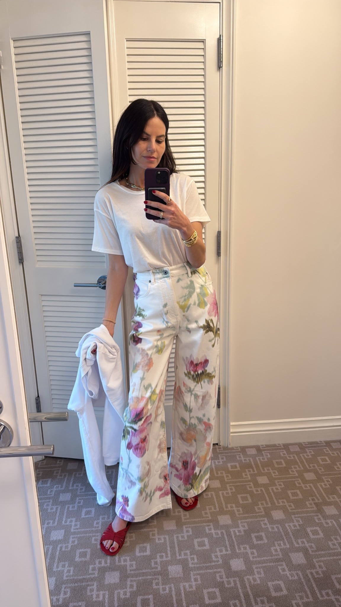 Everyday summer style

Women’s fashion, summer fashion, summer styles, summer outfits, summer outfit inspo, summer ootd, trendy fashion, chic style, Miami style 


#LTKOver40 #LTKStyleTip #LTKSeasonal