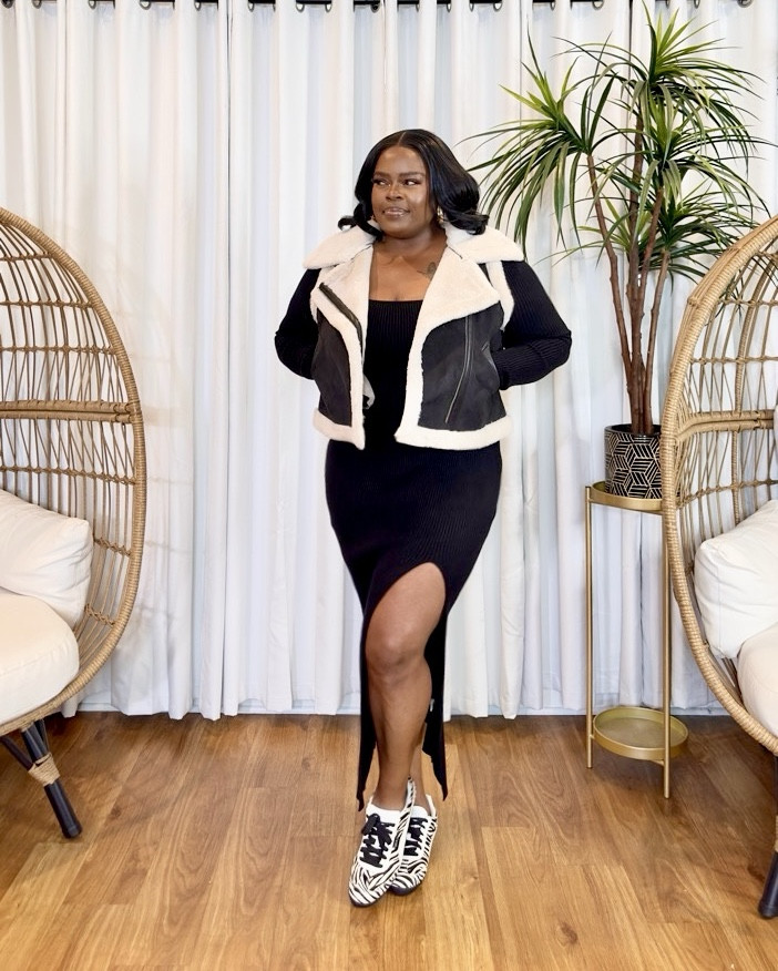 Cool Fall 🍁 outfit. 

#fallsneakers #fallshoes #fallvest #shearlingvest #sherpavest #fallouterwear #falloutfit #fallstyle #midsizefashion 

#LTKOver40 #LTKFindsUnder100 #LTKSeasonal