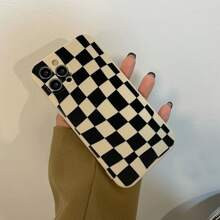 Checkered Phone Case | SHEIN