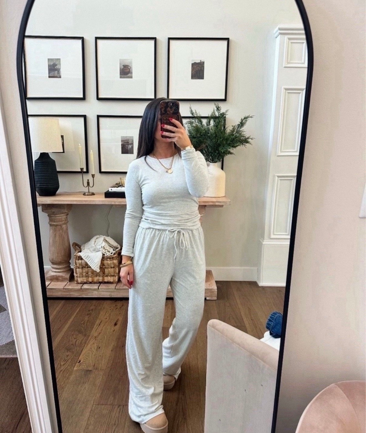 My favorite Amazon set! So comfy and flattering! It comes in tons of colors 

#LTKGiftGuide #LTKootd #LTKSeasonal