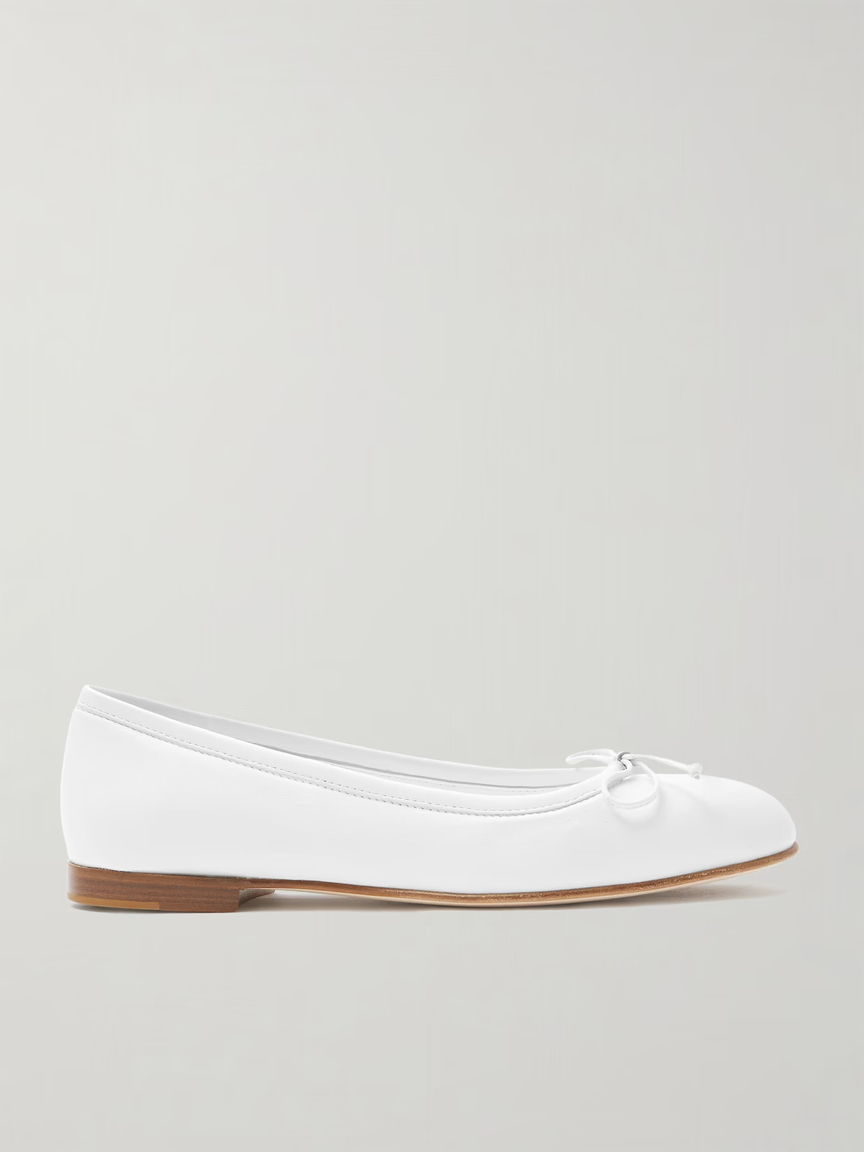 Manolo Blahnik - Veralli Bow-detailed Leather Ballet Flats - White | NET-A-PORTER (UK & EU)