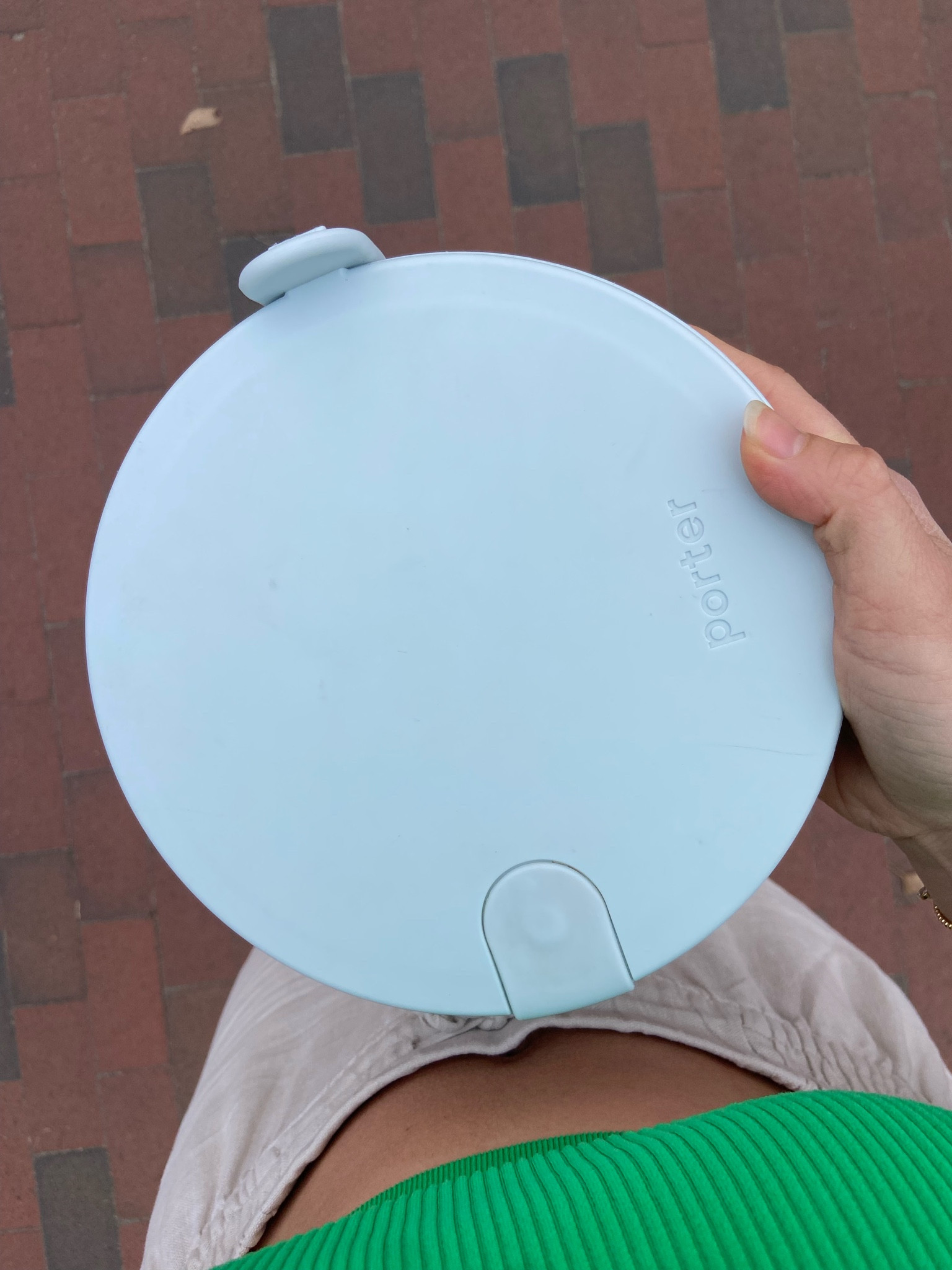 get so many ?s and compliments on this container — I also have it in cream🤍🫰🏼 so secure and *rarely* lets any food spill out even when on it’s side!

#LTKU #LTKFind #LTKhome