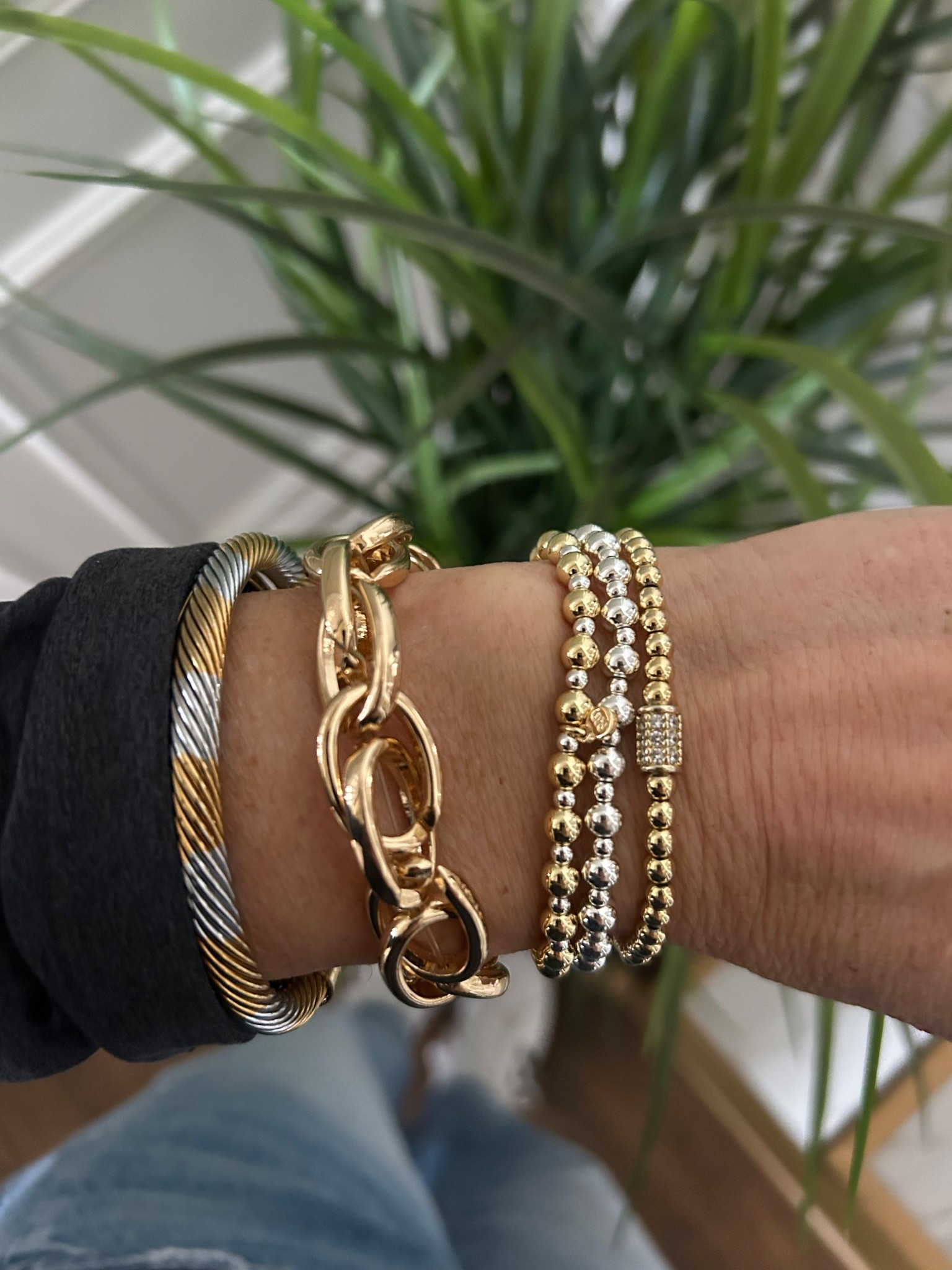 Love a good stack. Gold stretch bracelet in middle of stack  

#LTKmomlife #LTKootd #LTKgrwm