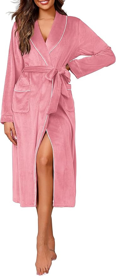 Ekouaer Women's Robe Long Velvet Bathrobe Fuzzy Soft Warm HouseCoat with Pockets Plush Shawl Coll... | Amazon (US)