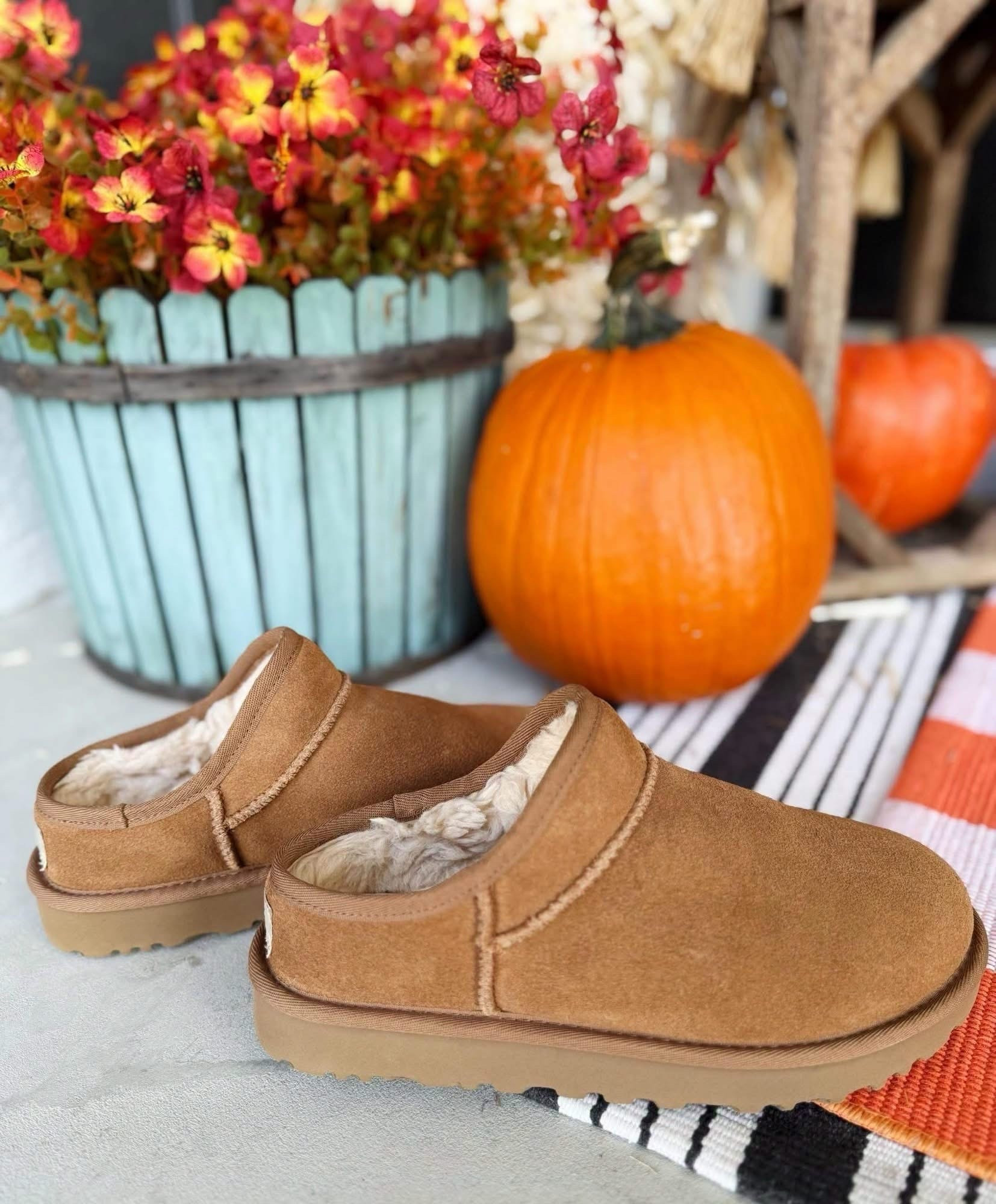 On a markdown and in 5 colors! Don’t miss these! The BEST slip on dog walking shoe too 😂

#LTKootd #LTKSaleAlert #LTKSeasonal
