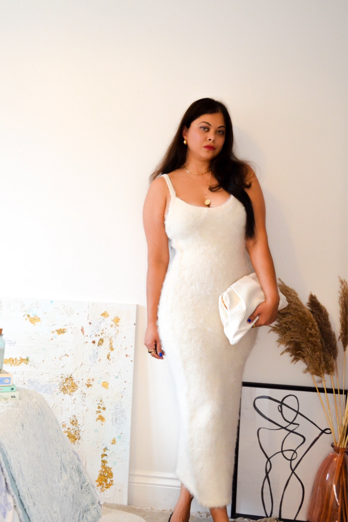 A fluffy knit dress for the season! H&M have outdone themselves on this one 
Valentine’s Day dress sorted! 
#whitedress #maxidress #valentinesdaydress 

#LTKstyletip #LTKfindsunder50 #LTKeurope