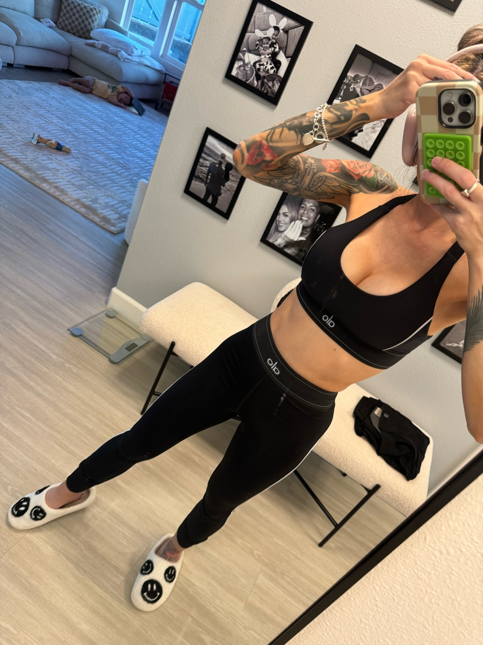 THE MOST COMFIEST SET I OWN🫶🏻
 

#LTKGiftGuide #LTKstyletip #LTKfitness