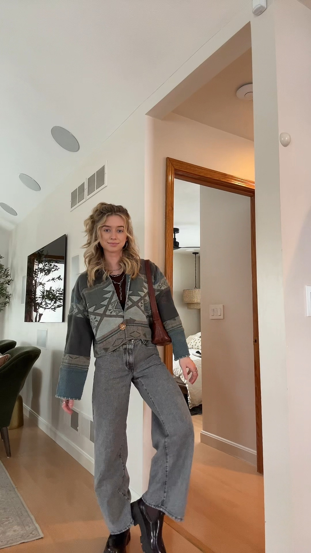 anything not tagged is thrifted & probably available at outlawedthrifts on the gram 🫶 