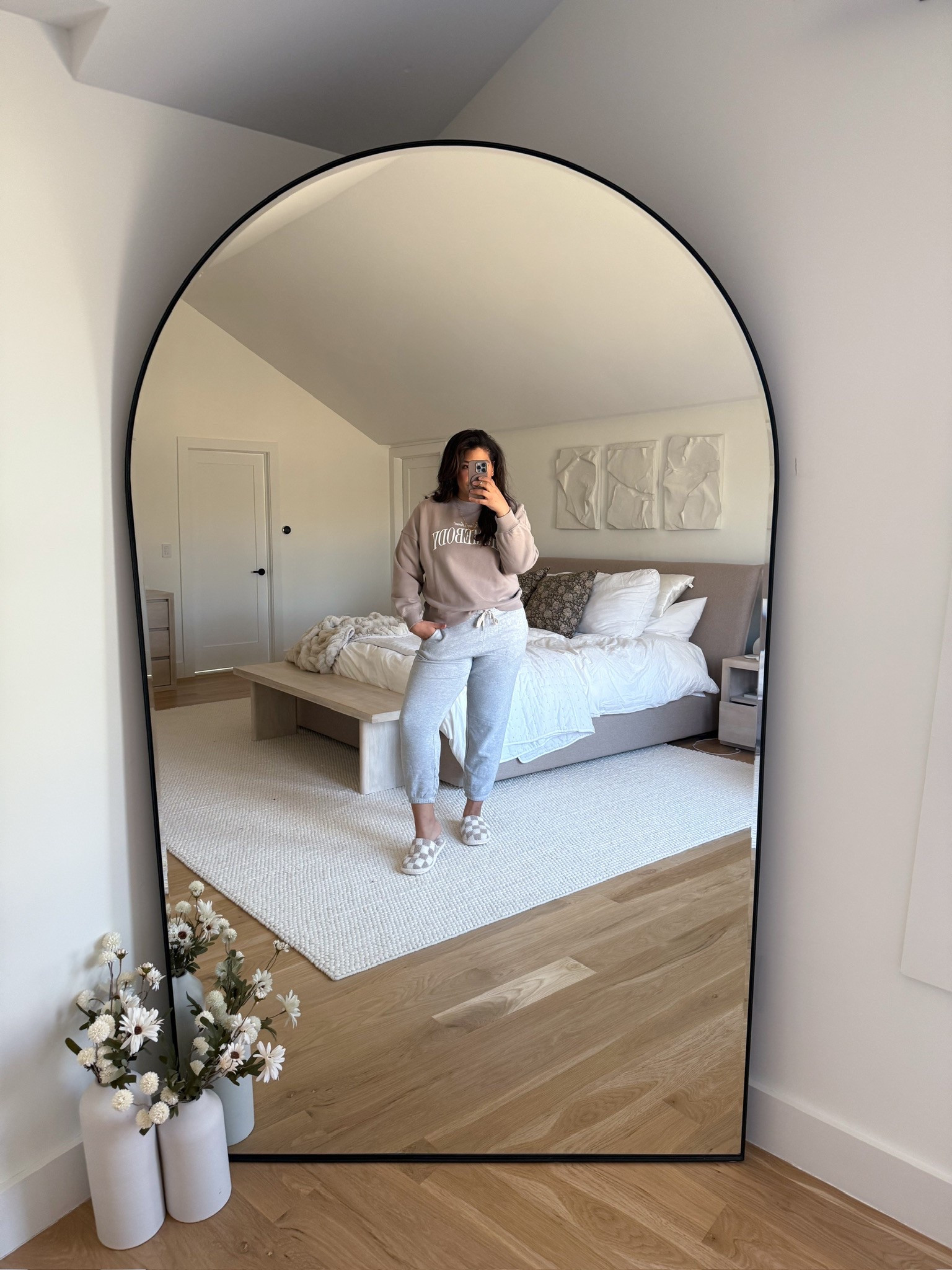 The perfect outfit for a lounge day!  I'm 5'9" 38D size 12/xl! Wearing XL on top and L on bottom! 

#LTKFindsUnder50 #LTKSpringSale #LTKMidsize