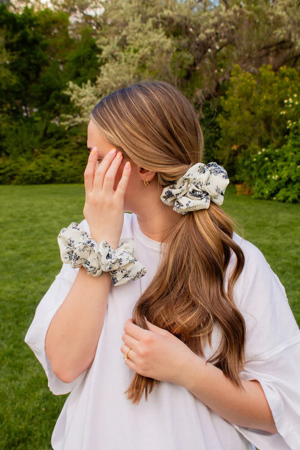 Botanical Blue Jumbo Scrunchie | Shop Andi