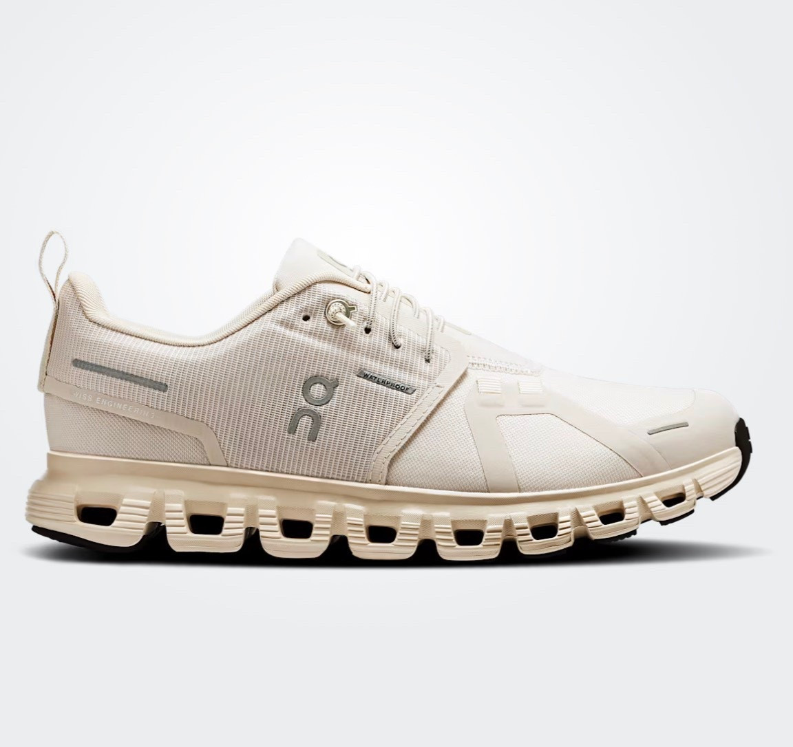 Neutral, lighteright, comfortable, and easy to wear for errands, travel, or long walks. The neutral color goes with everything, and they hold up really well with daily use. 


#LTKSaleAlert #LTKActive #LTKfitnessgoals