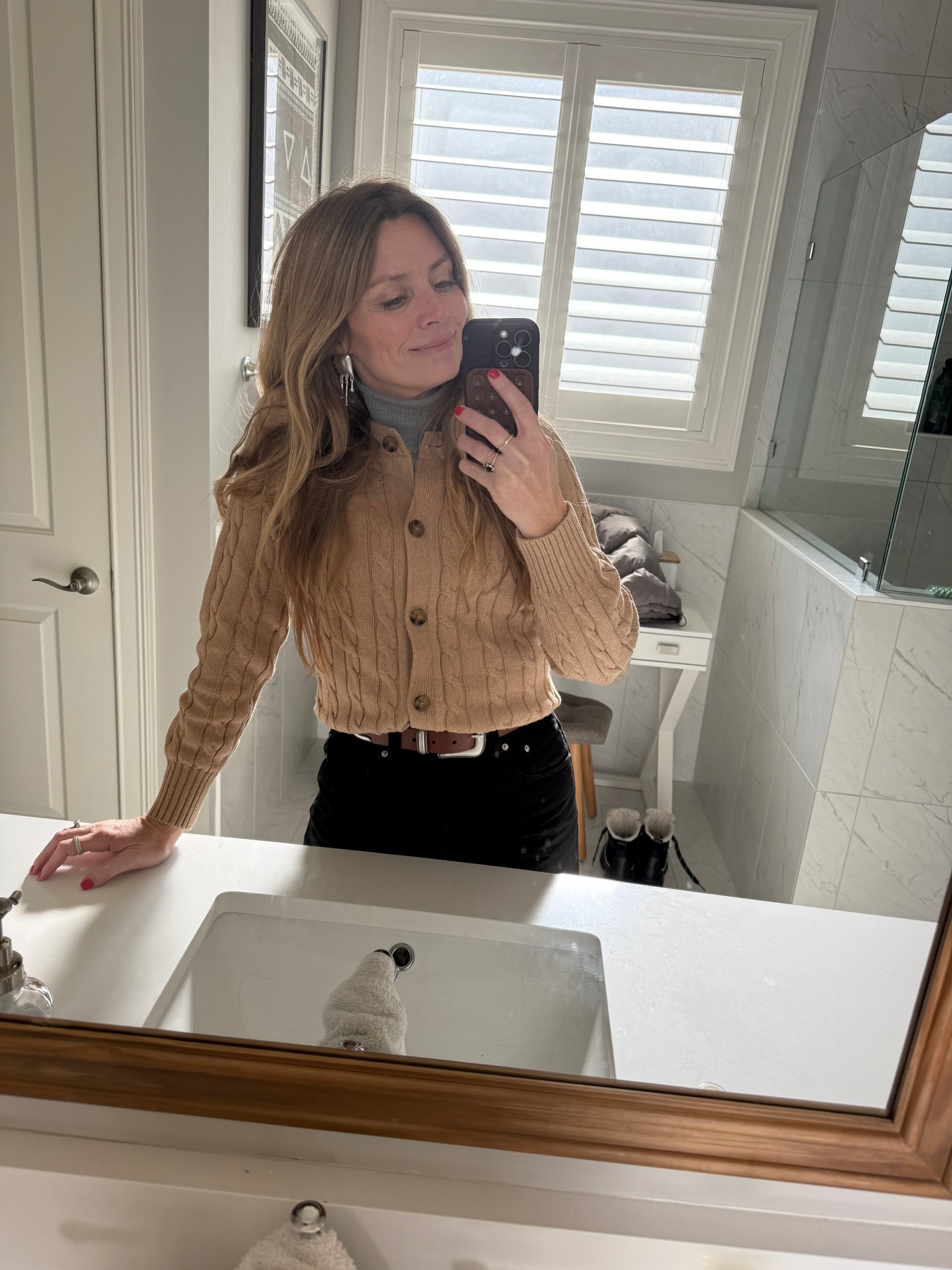 Love this cable cardigan for winter and spring! 

#LTKU #LTKootd #LTKSeasonal