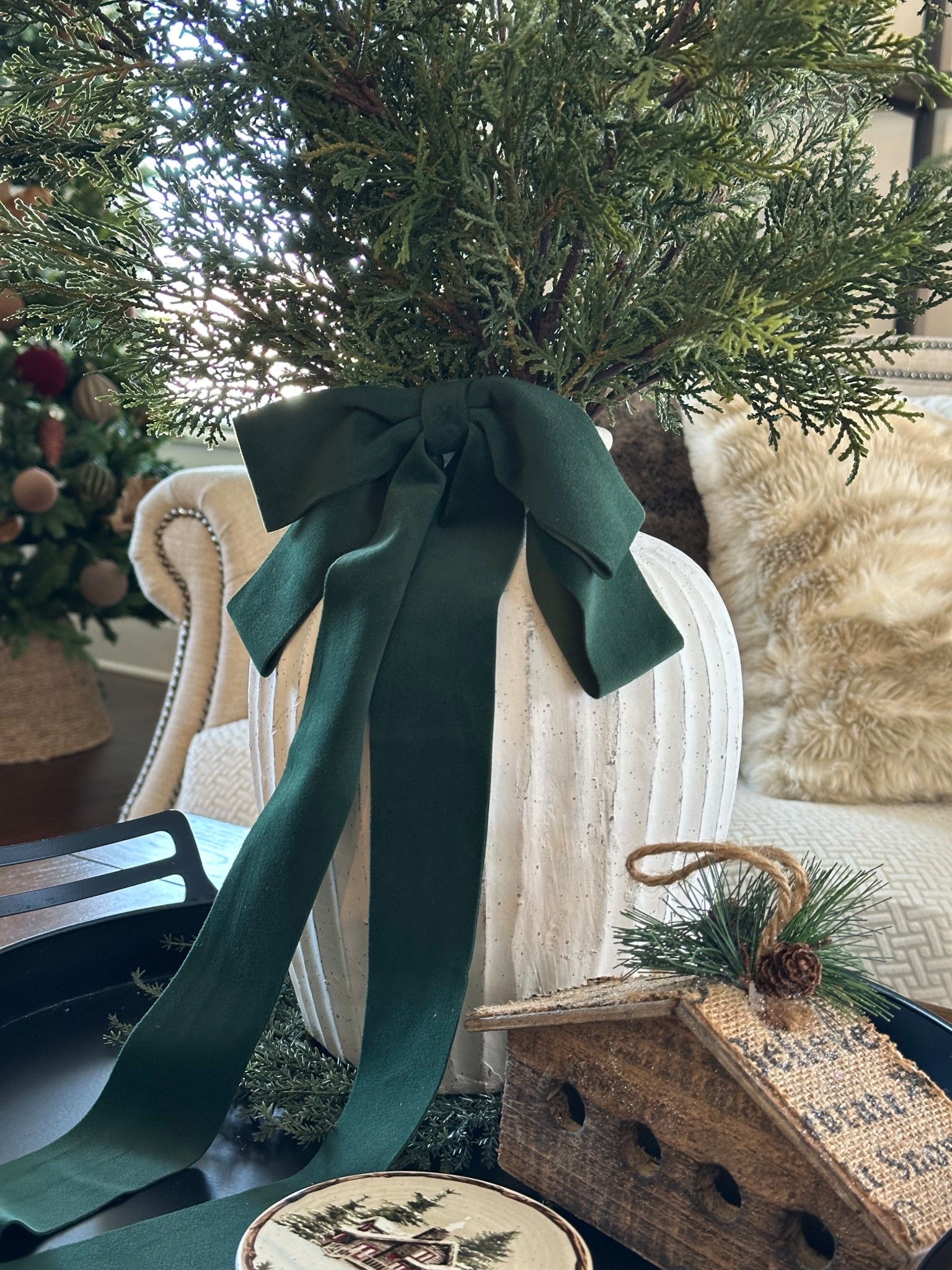 Obsessed with the pretty Holiday Bow collection from My Texas House at Walmart🤍

#Christmasbow
#MyTexasHousebow
#walmartfind
#christmasdecor
#Holidaydecor

#LTKHoliday #LTKSeasonal #LTKHome