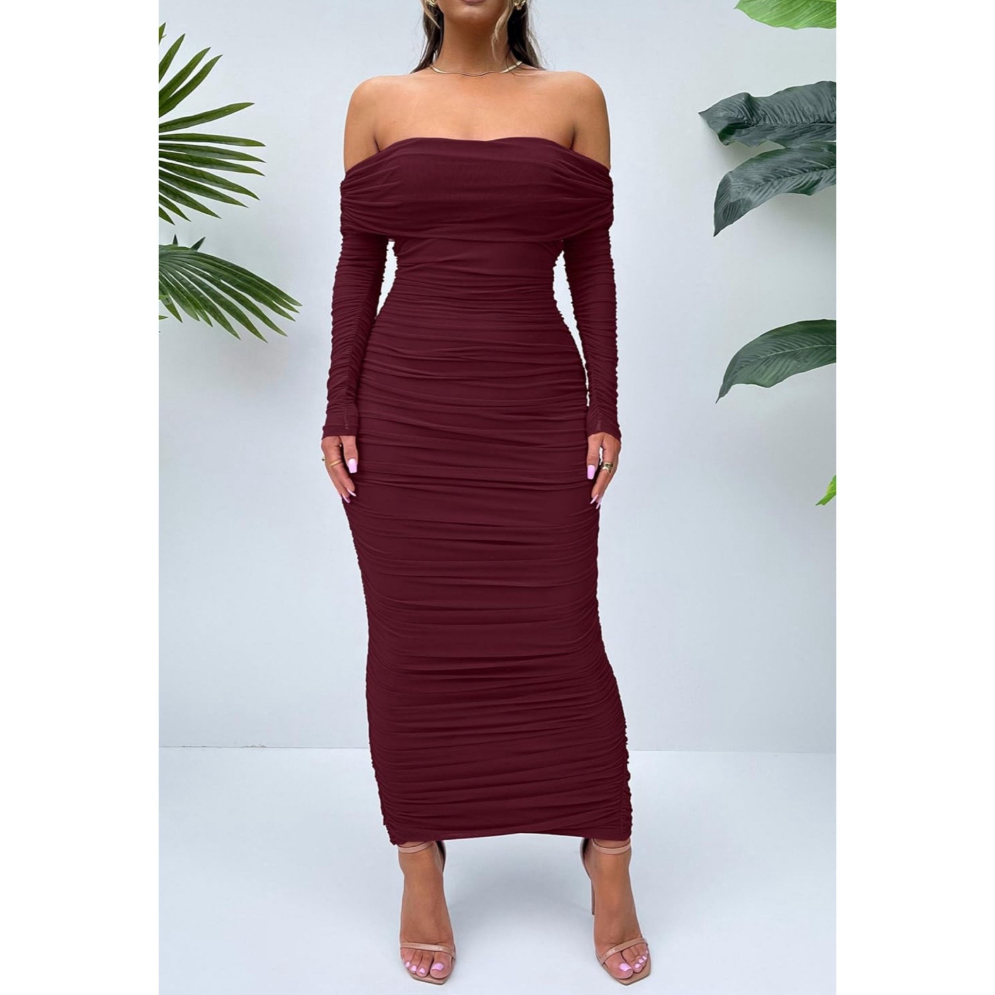 This is in Wine Red and it’s perfect for Valentines Day. Flattering on all body types. Shipping is quick. 

#LTKdayinmylife #LTKValentine #LTKootd