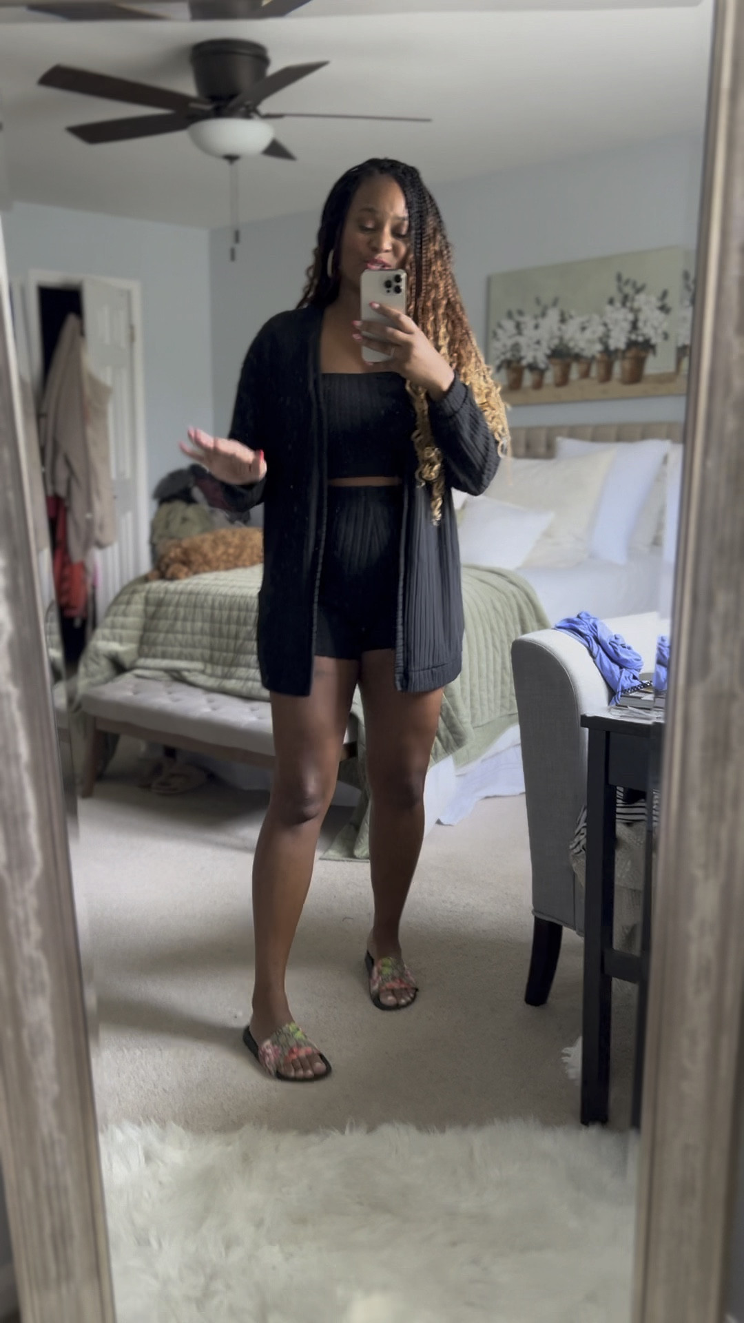 The softest set I own and it comes with a cardigan! Great transitional set for bed or a night out! It’s under $20 and in other colors! 



#LTKmidsize #LTKsalealert #LTKSeasonal