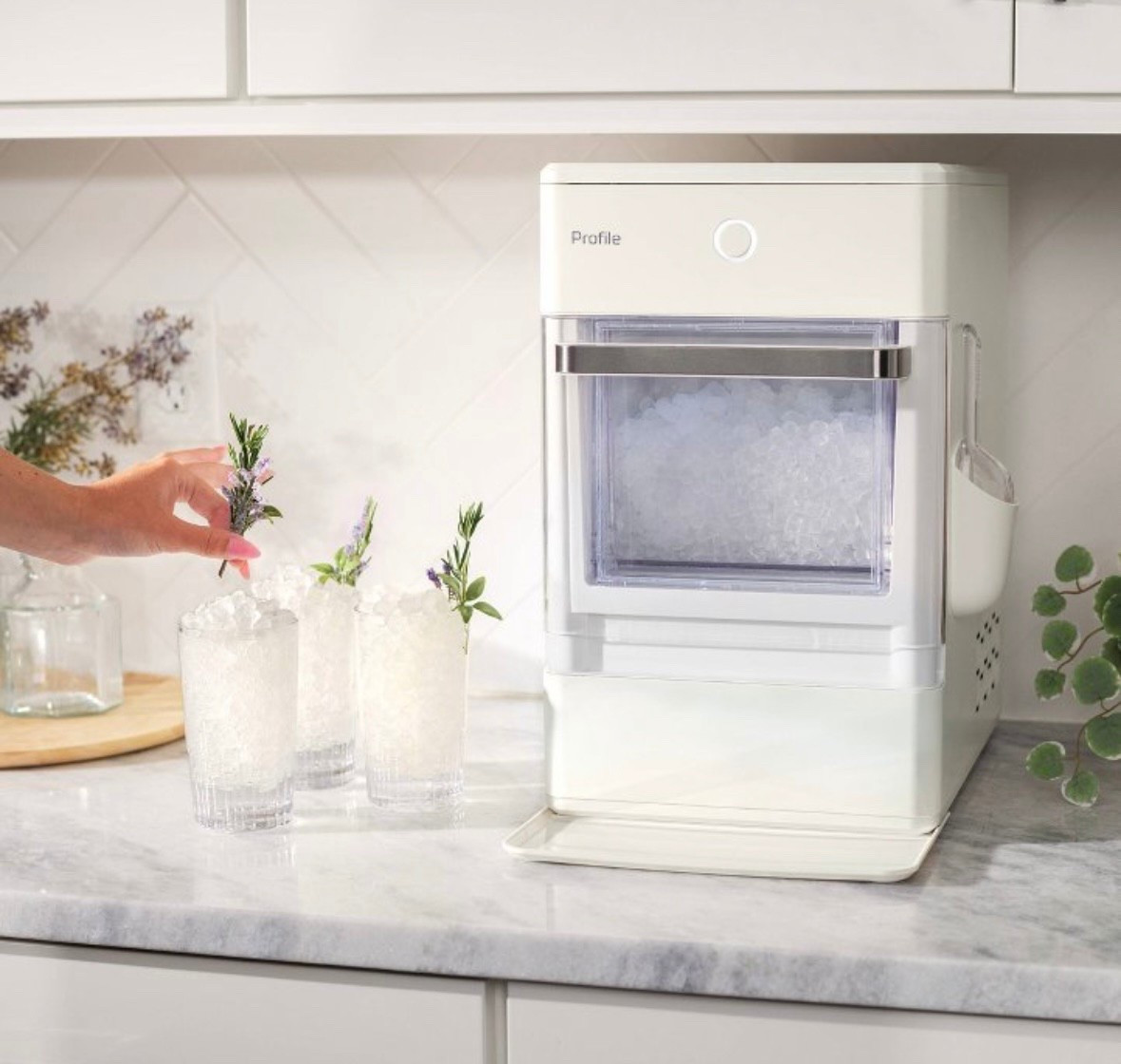 GE Opal nugget ice maker. On sale at a great price!

#target #onssle #nuggetice #kitchen #appliances

#LTKFamily #LTKHome #LTKSaleAlert