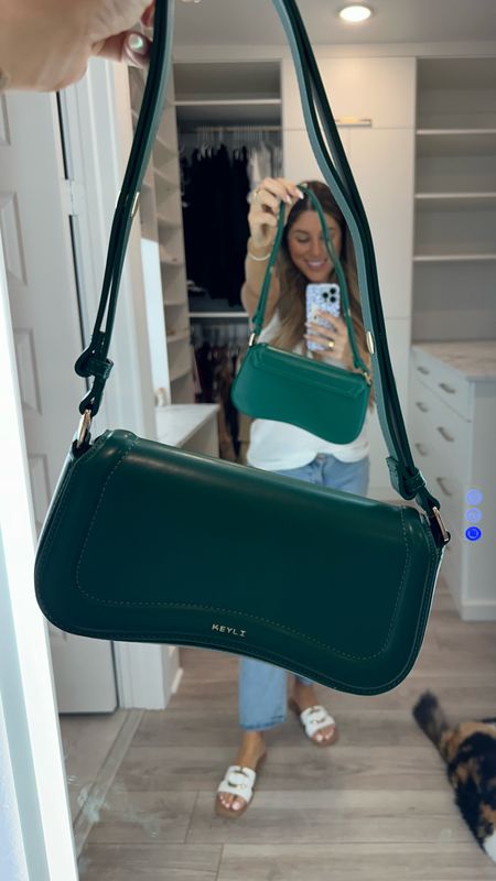 Adorable green purse for a casual lunch date!

#LTKstyletip #LTKitbag