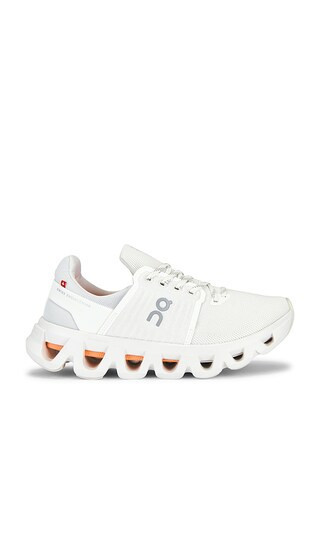 On Cloudswift 4 Ad Sneaker in White. - size 10.5 | Revolve Clothing (Global)