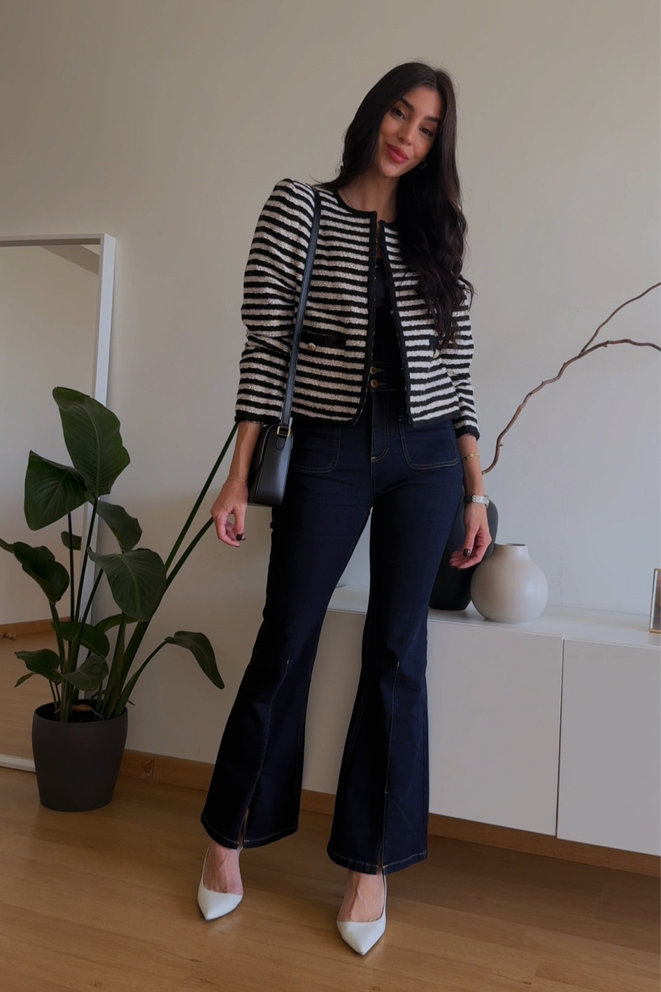 OUTFITS DE OFICINA OTOÑO 2024
Parte 2/4

Quien no ama una chaqueta a rayas? Es completamente un básico de armario 🖤

#LTKeurope #LTKautumn #LTKworkwear