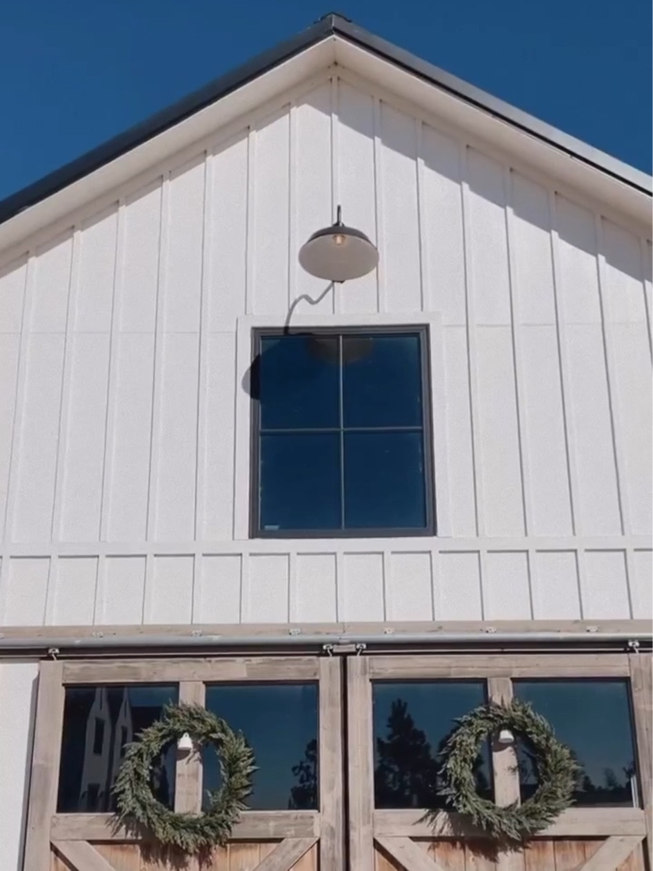 barn wreaths ✨

#LTKHoliday #LTKSeasonal