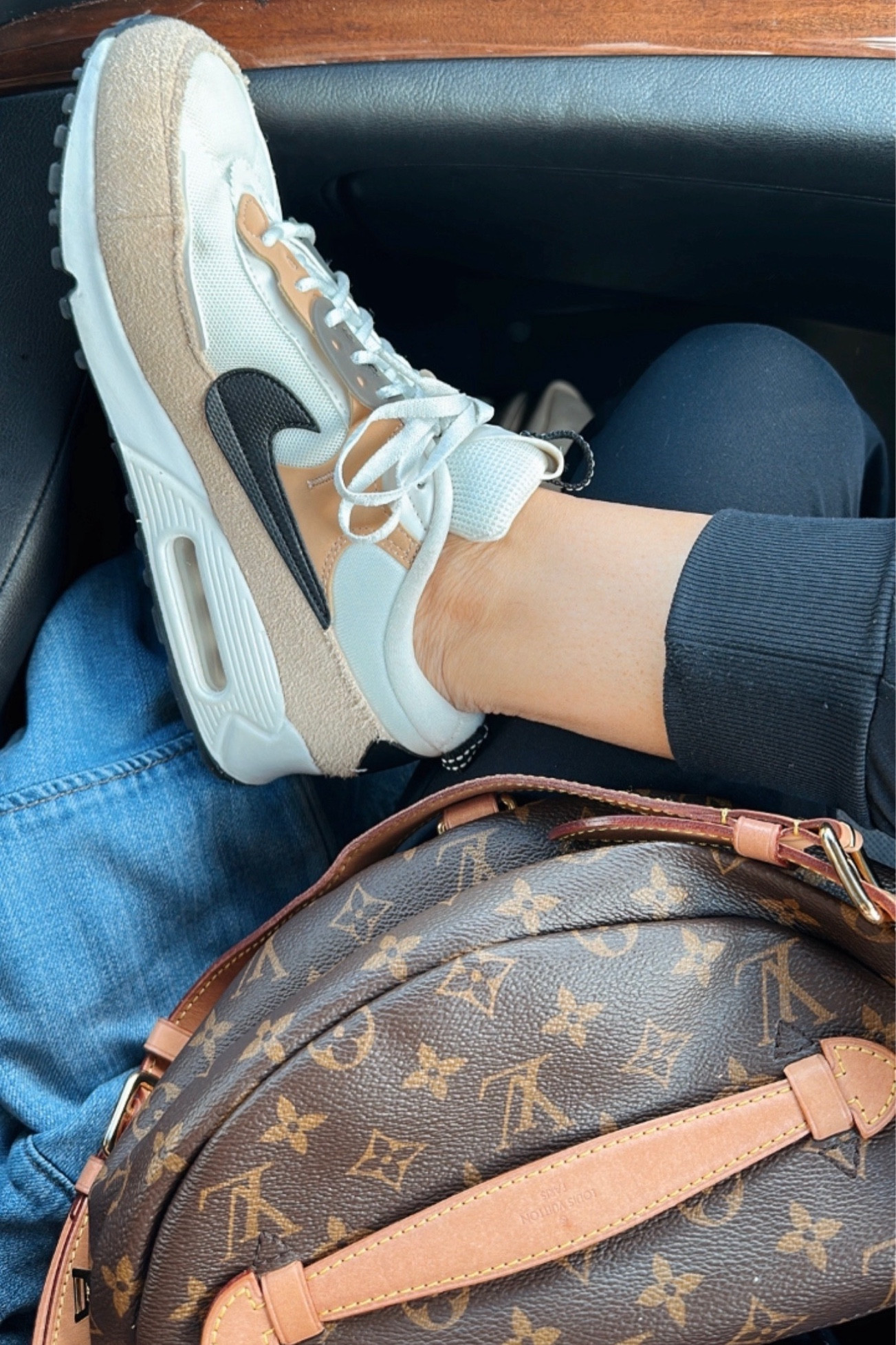 Nike air max sneaker - good for a fall outfit, and great for a travel outfit! 🍁✈️

#LTKStyleTip #LTKTravel #LTKOver40