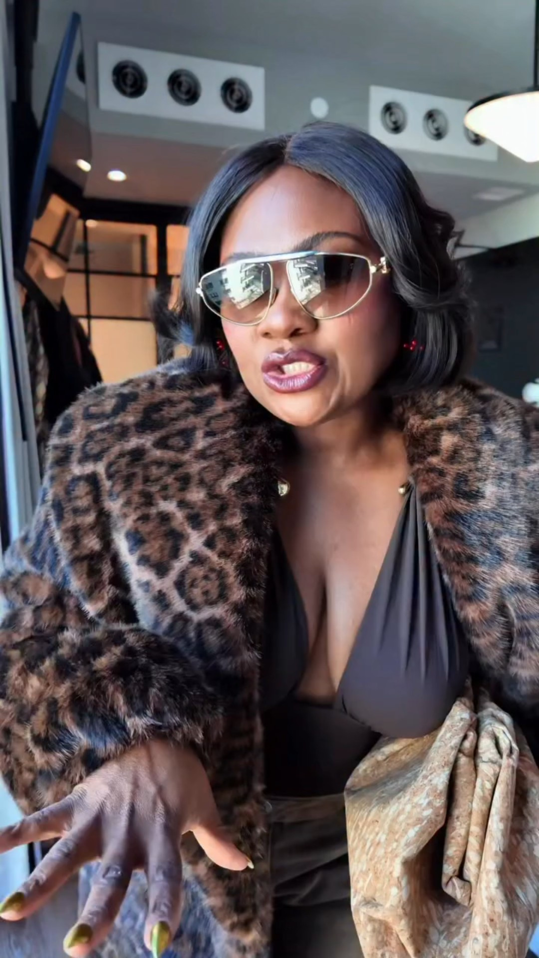 🐆 VS 🧶

Battle of the coats! I’m headed to a quick event during NYFW and can’t decide which coat to wear with my base! When it comes go a good coat, it can make or break a simple outfit!  Now, which coat would you wear?!

Shop these looks on my @ltk.creators 

#winterfashion #winterstylehack #coatseason #whatfunmiwore #nycstreetstyle