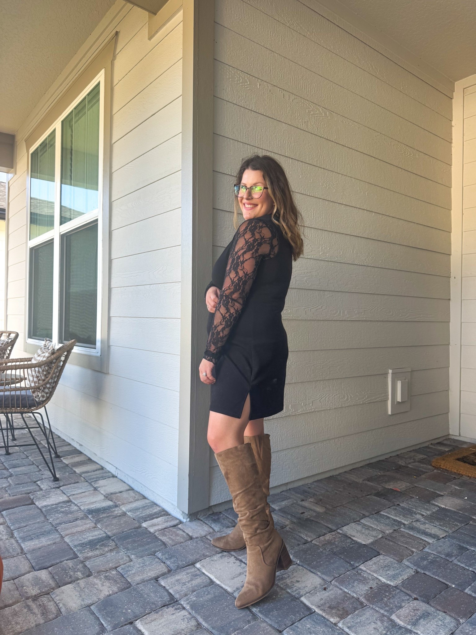 OUTFITS I’D WEAR ON THANKSGIVING AS A MOM OF TWO ✨🫶🏼

Thanksgiving, mom outfit, mom ootd, mom style, ootd, fall ootd, black dress, boot season, Thanksgiving outfit 



#LTKMidsize #LTKmomlife #LTKootd