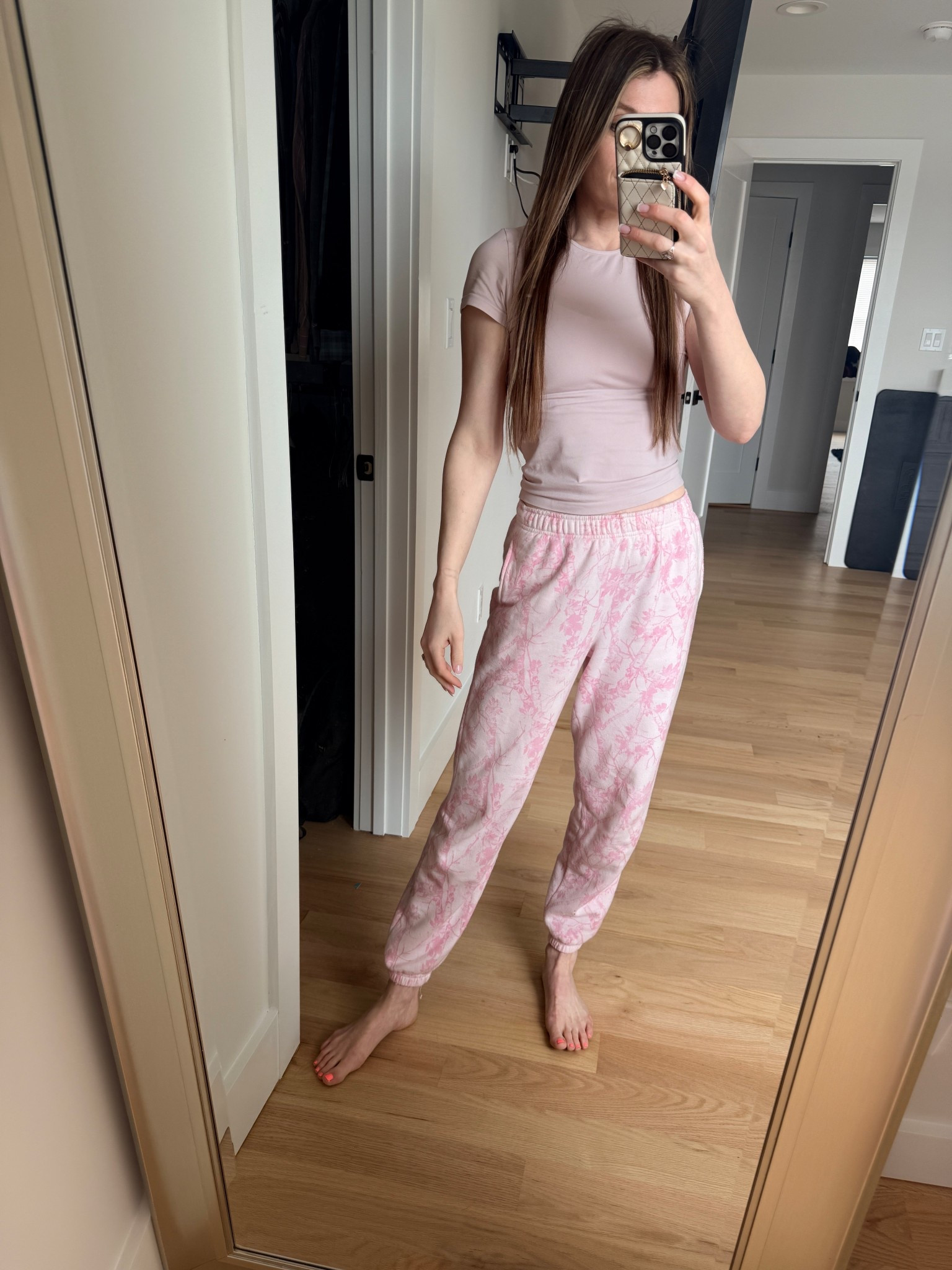 target and walmart

#LTKgrwm #LTKootd #LTKmomlife